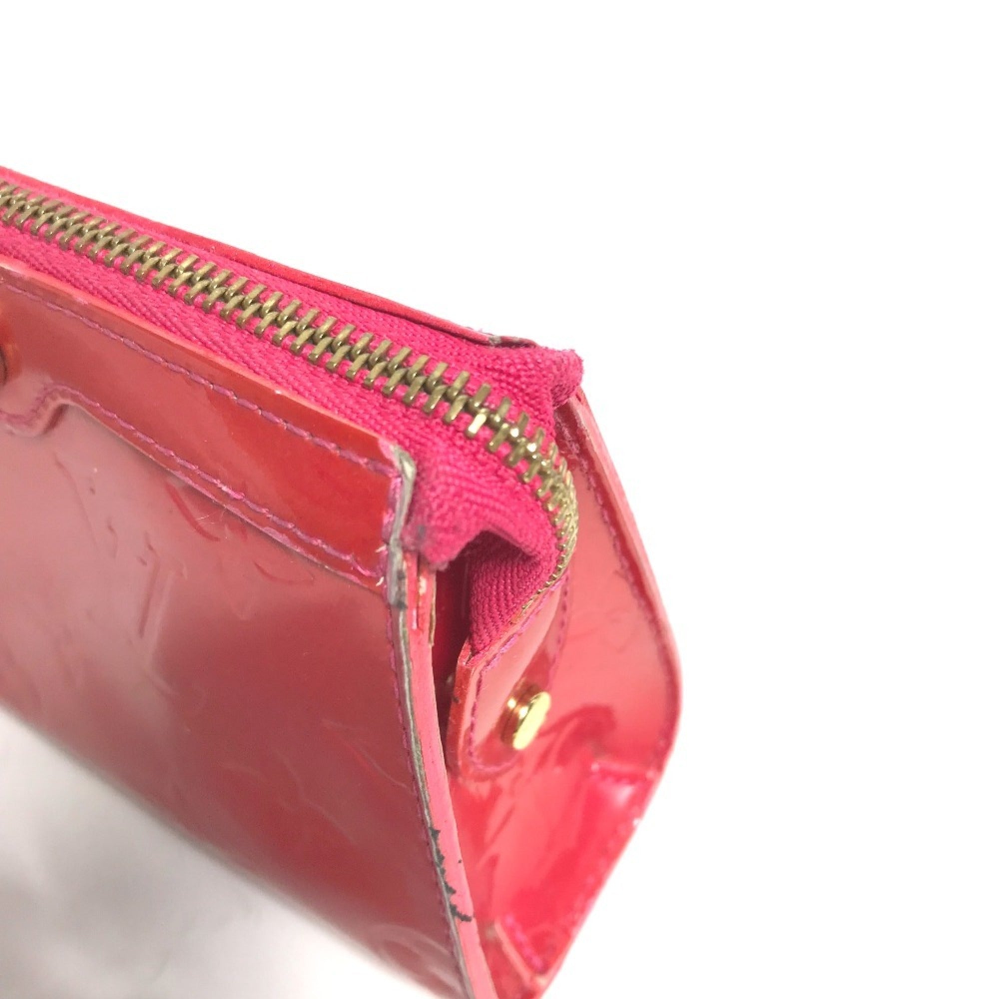Louis Vuitton Pink Rose Pop Patent Leather Pouch Wash Bag (Pre-Owned)