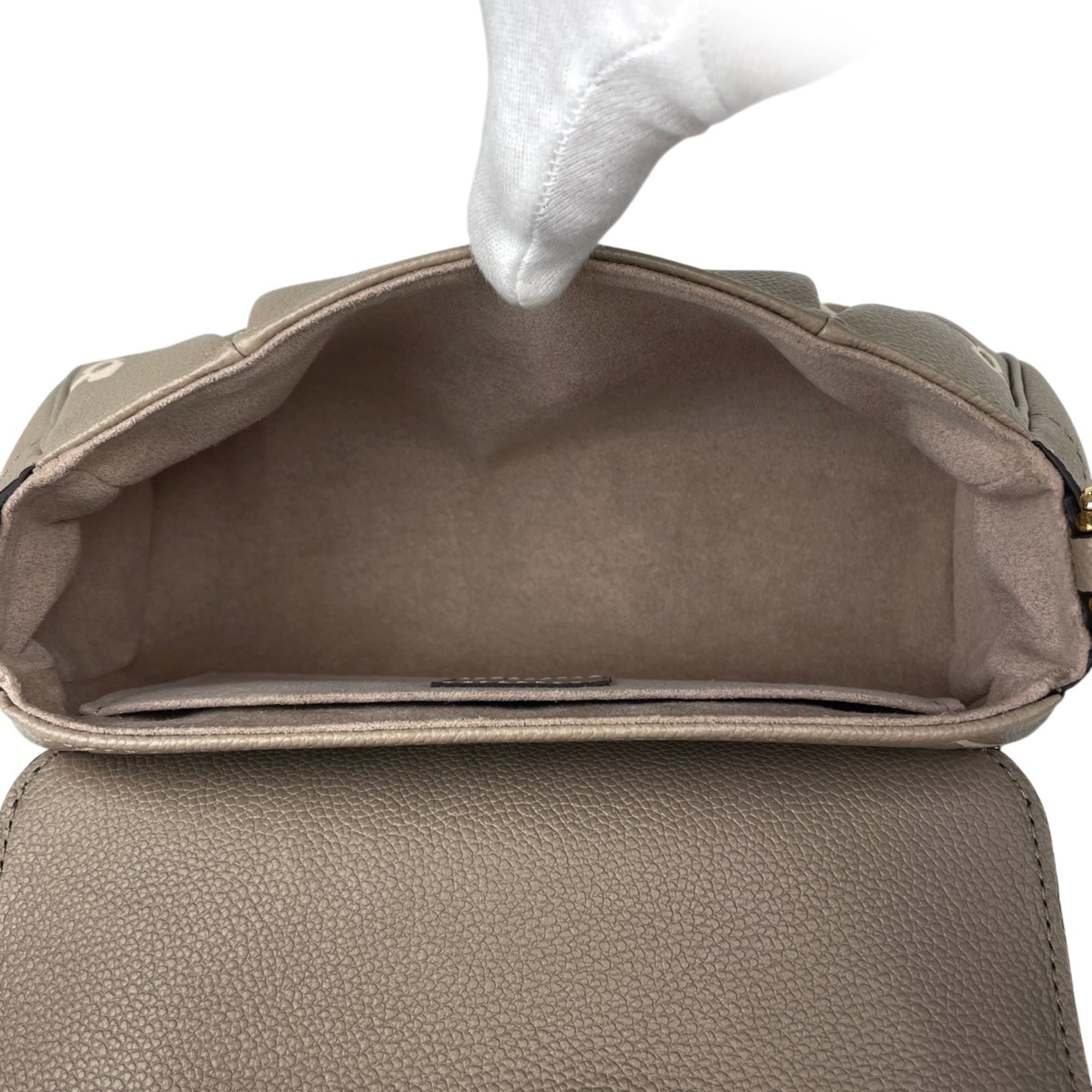Louis Vuitton Beige Monogram Empreinte Shoulder Bag (Pre-Owned)