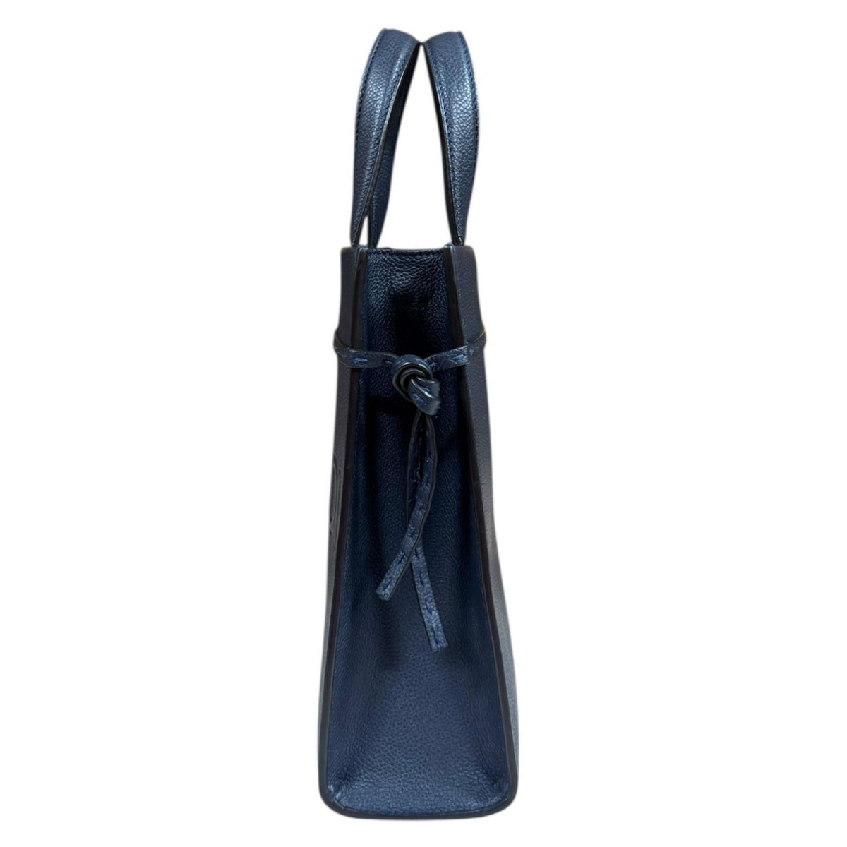 Fendi Navy Leather Shoulder Bag (Pre-Owned)