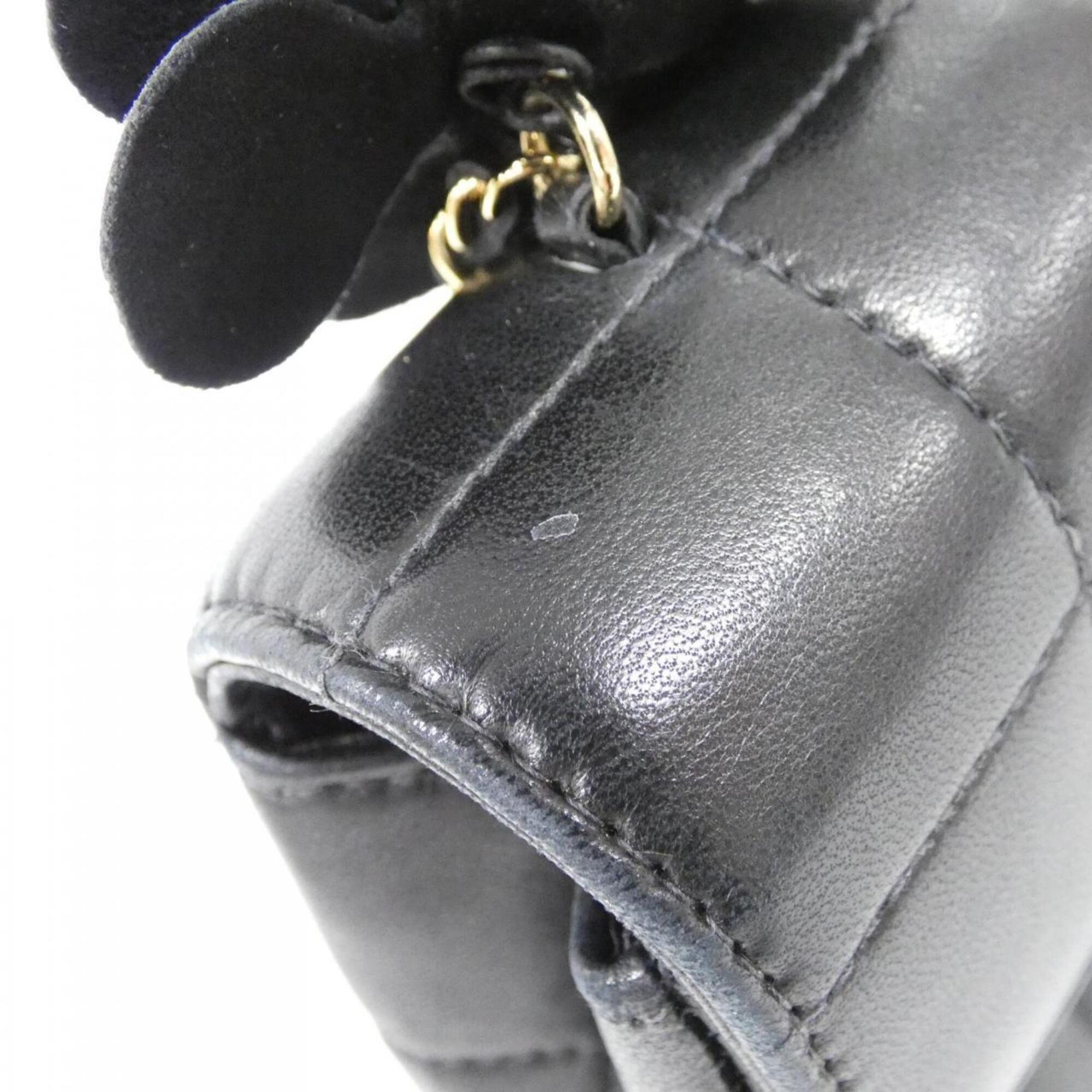 Chanel Black Leather Shoulder Bag (Pre-Owned)