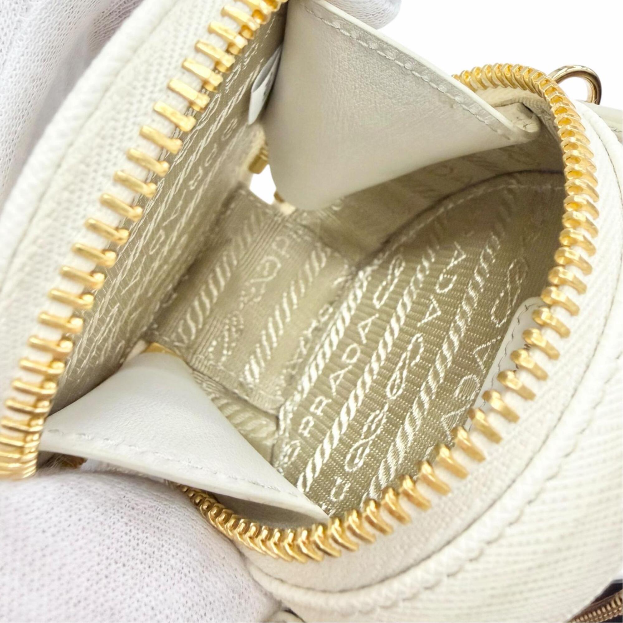 Prada White Leather Pouch (Pre-Owned)
