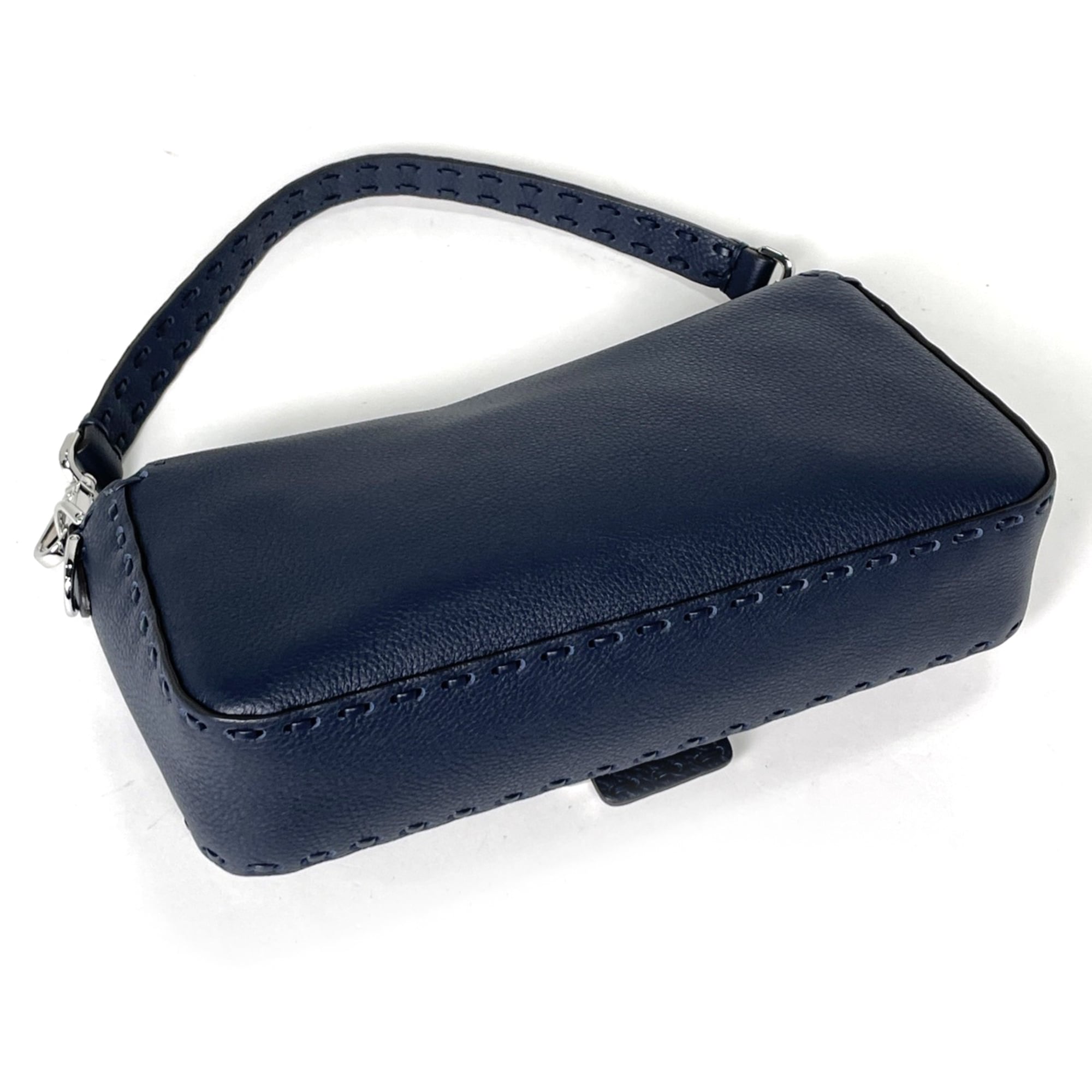 Fendi Selleria Navy Leather Handbag (Pre-Owned)