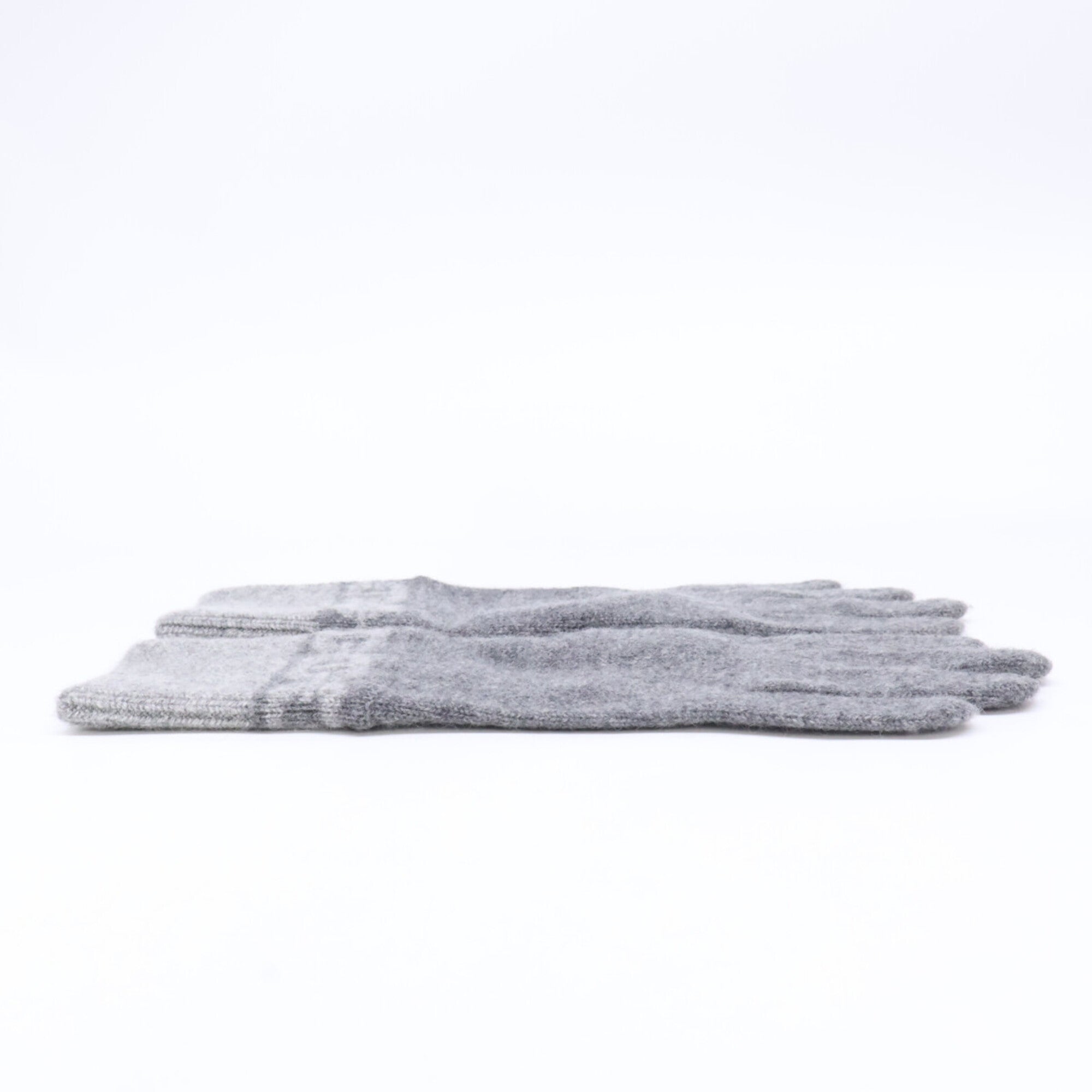 Hermes Gray Cashmere Warm Gloves (Pre-Owned)