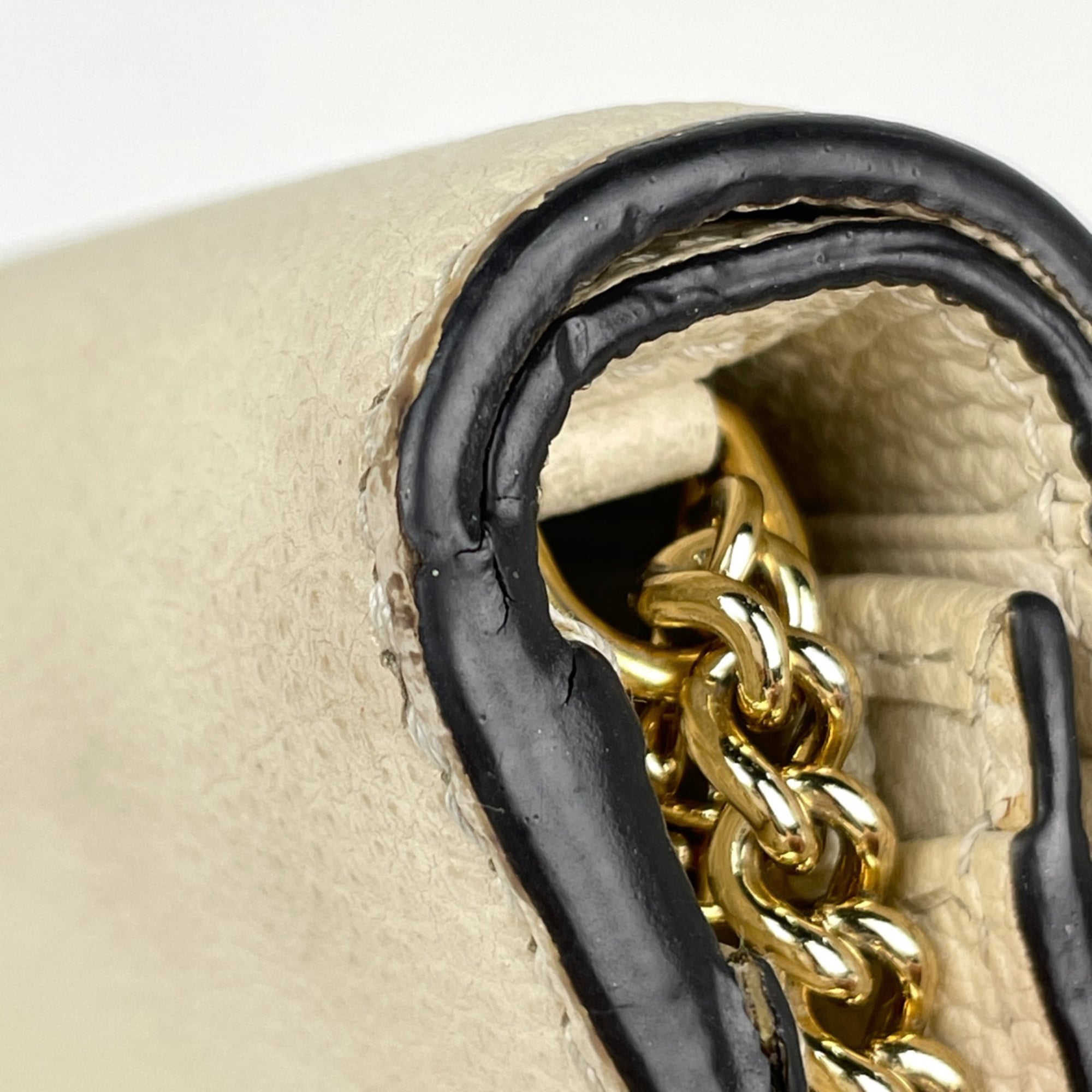 Gucci Ivory Leather (Pre-Owned)