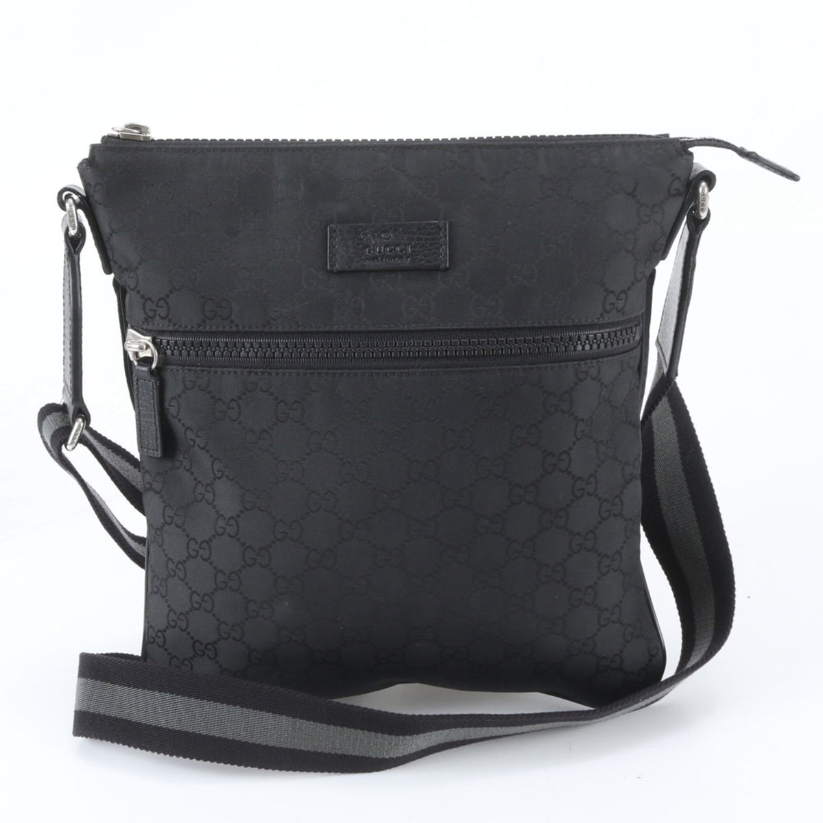 Gucci Black Leather Nylon Messenger Bag Shoulder Bag (Pre-Owned)