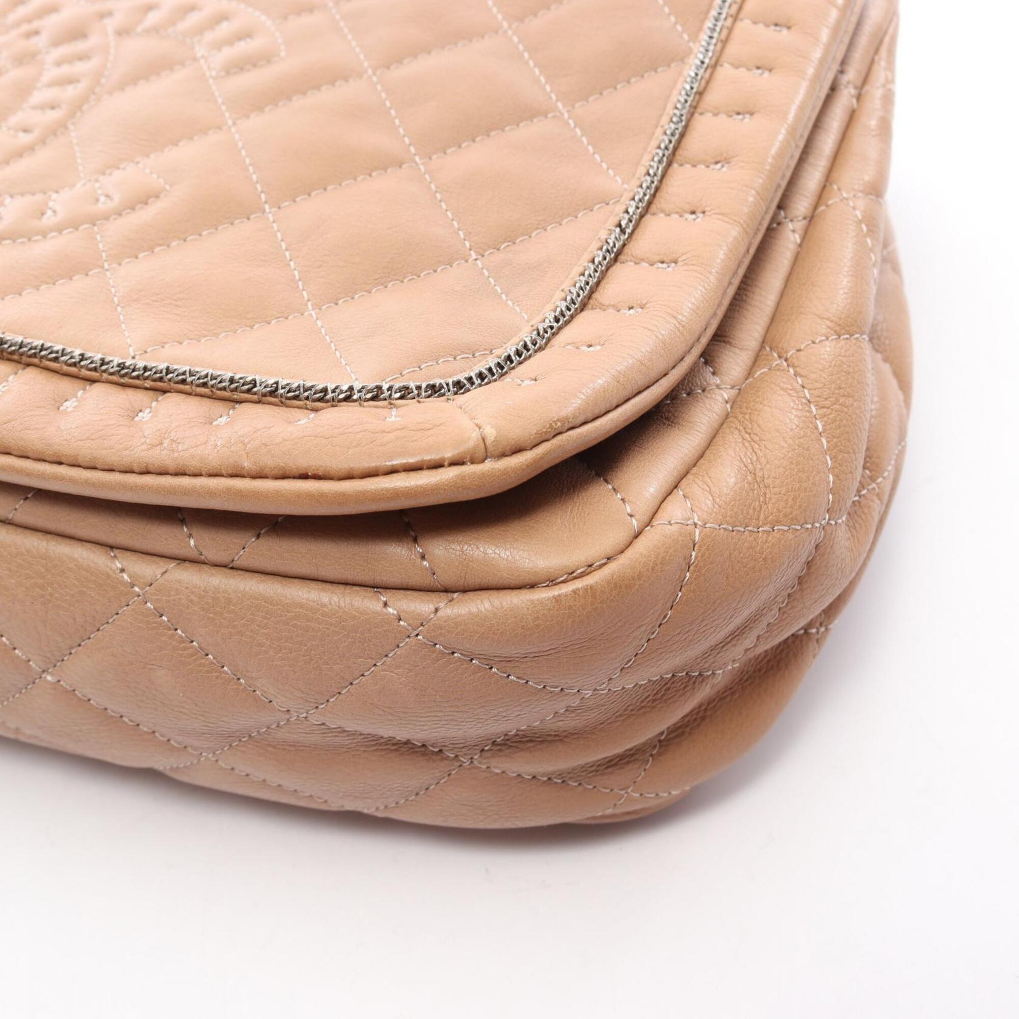 Chanel Beige Leather Handbag Shoulder Bag (Pre-Owned)