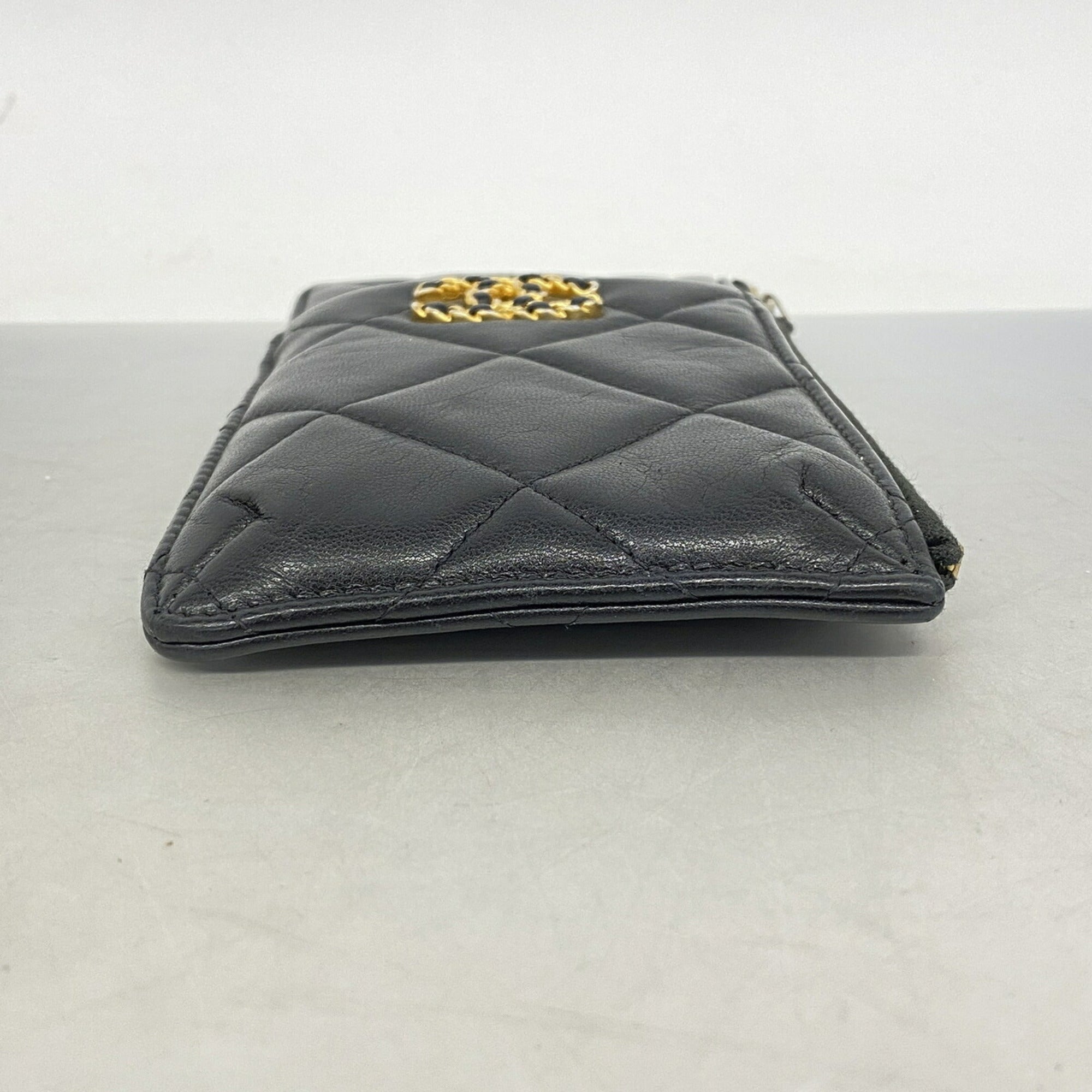 Chanel Black Leather Long Wallet (Bi-Fold) (Pre-Owned)