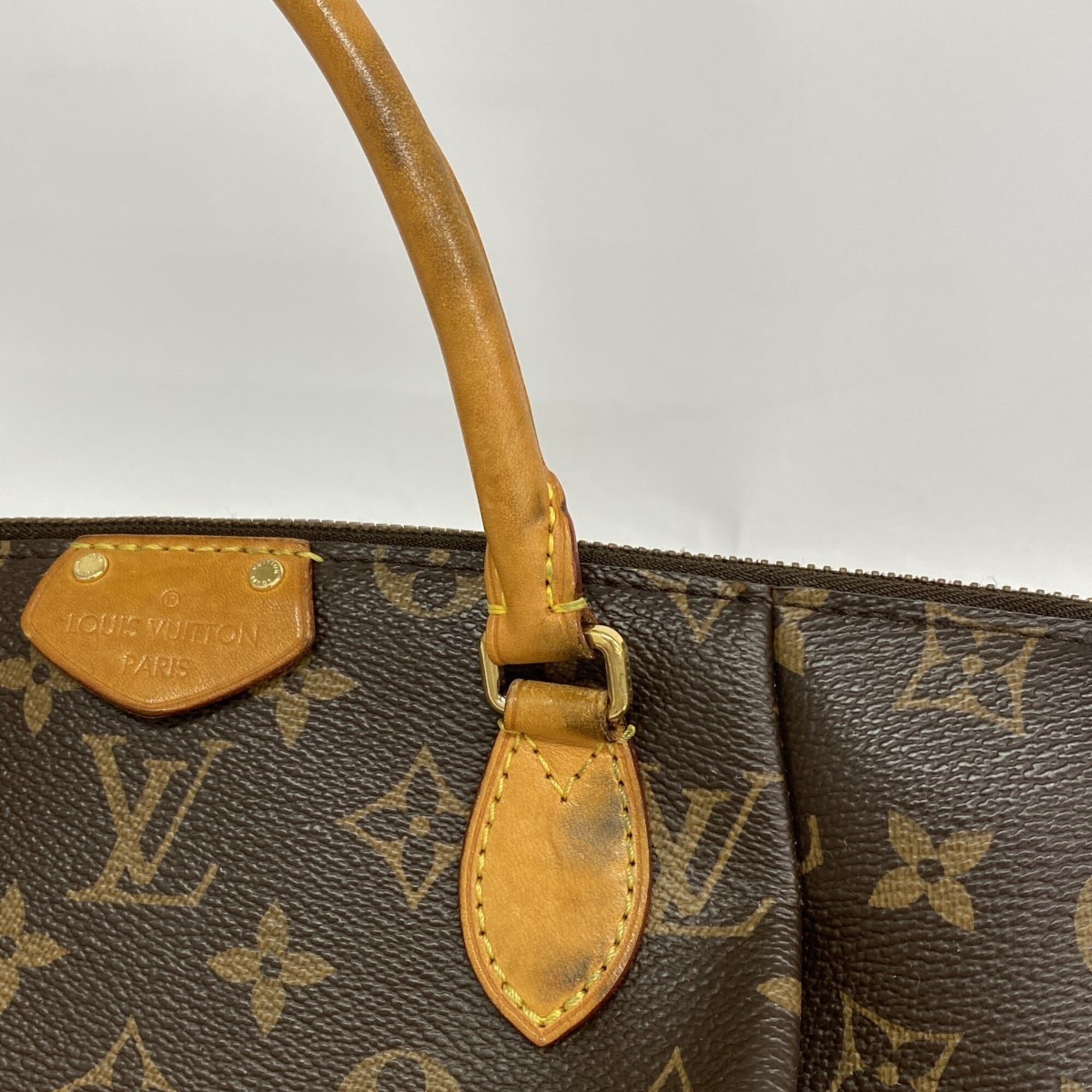 Louis Vuitton Brown Handbag (Pre-Owned)