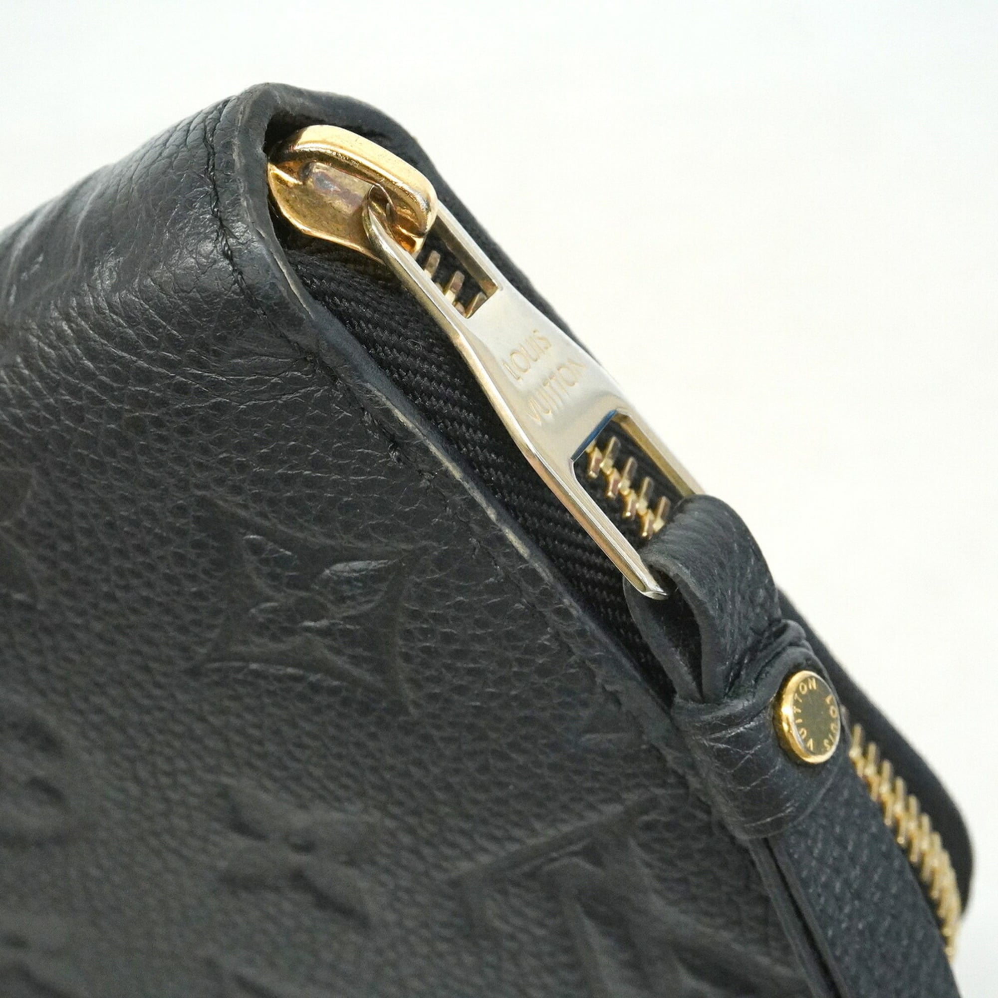 Louis Vuitton Noir Long Wallet (Bi-Fold) (Pre-Owned)