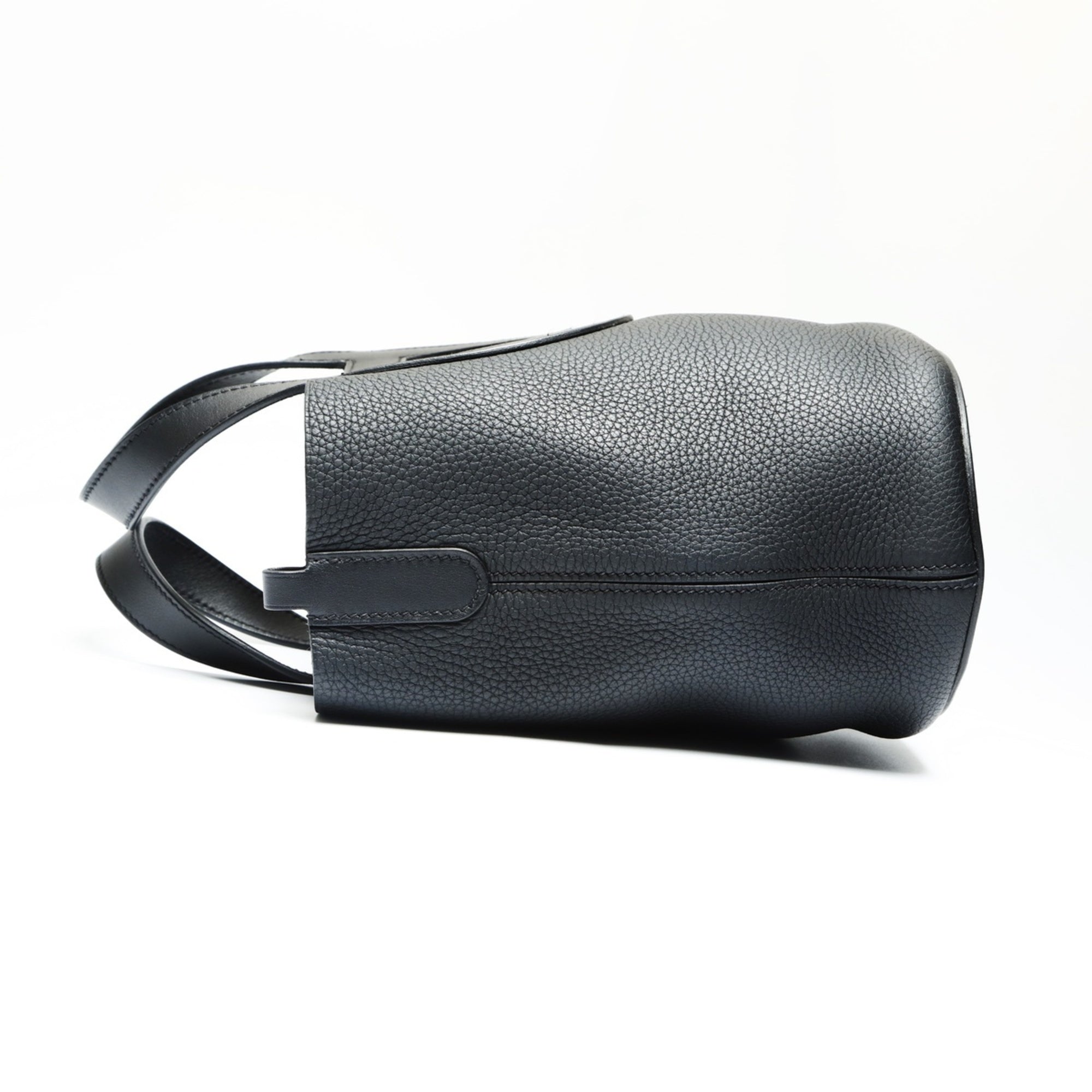 Hermes Black Handbag (Pre-Owned)