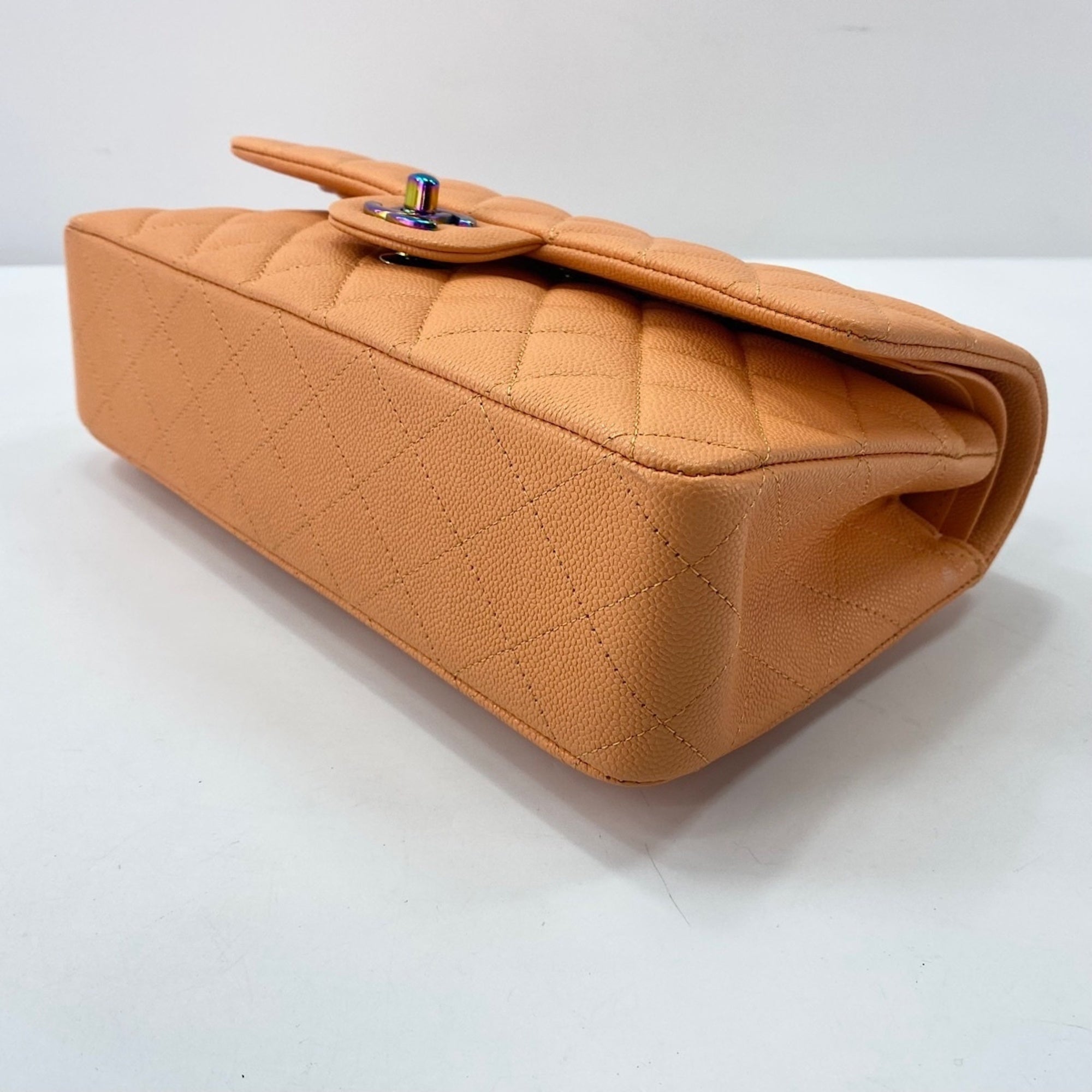 Chanel Orange Shoulder Bag (Pre-Owned)