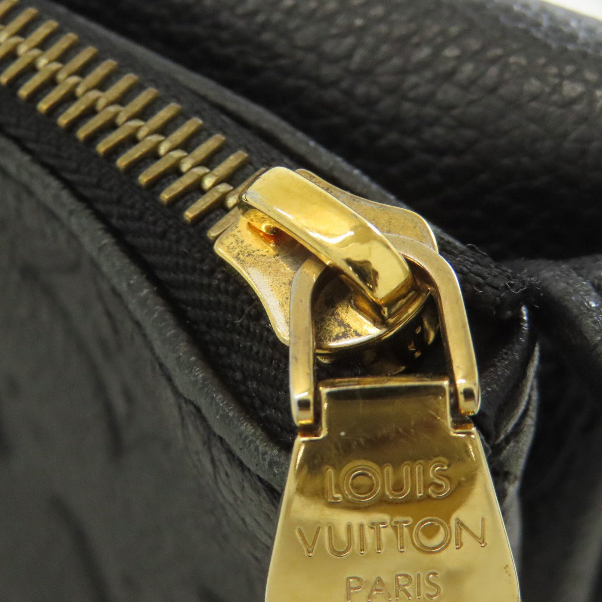 Louis Vuitton Empreinte Black Monogram Empreinte Shoulder Bag (Pre-Owned)