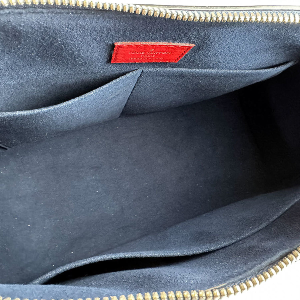 Louis Vuitton Black Navy Red Color Epi Leather Handbag Shoulder Bag (Pre-Owned)