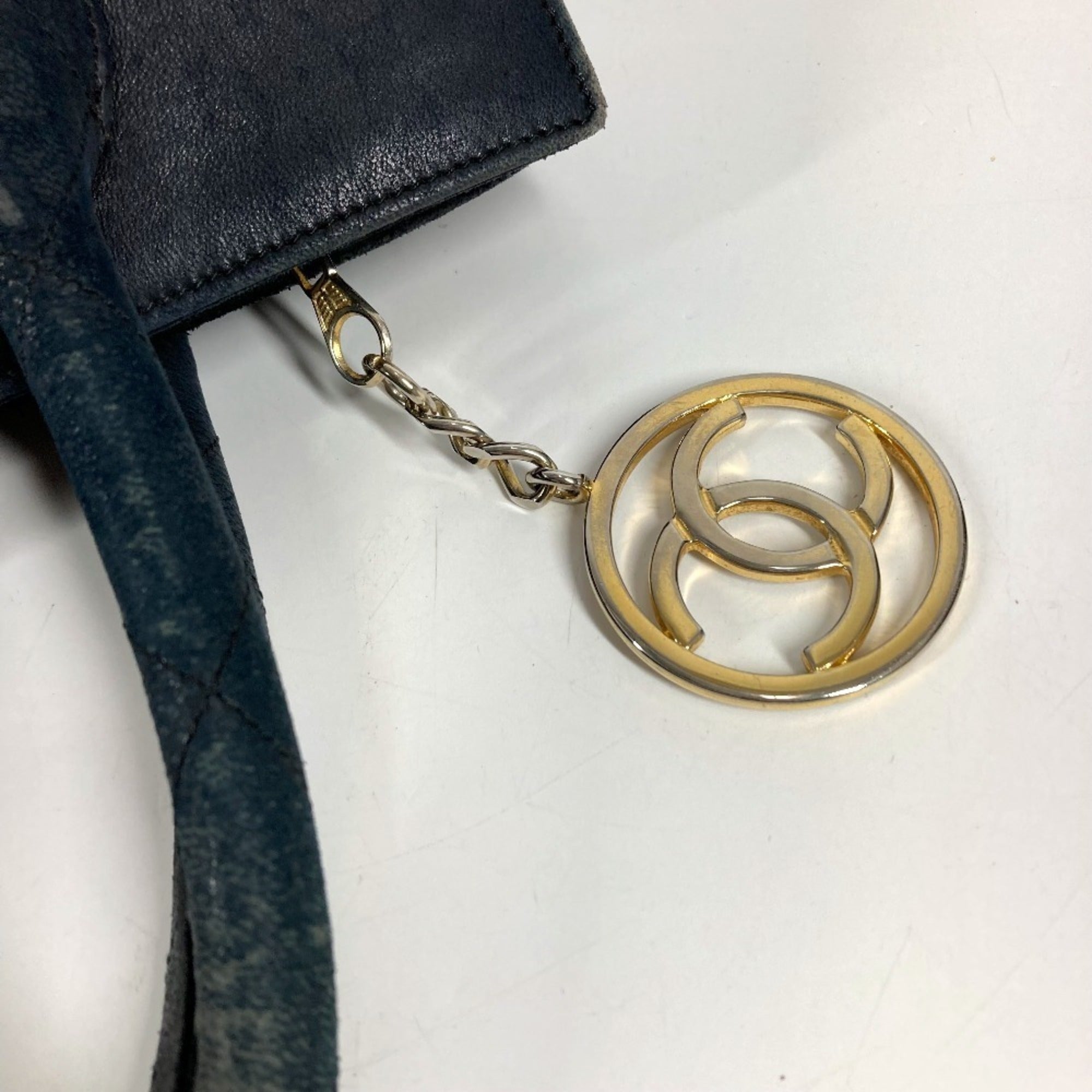 Chanel Black Leather Handbag Tote Bag (Pre-Owned)