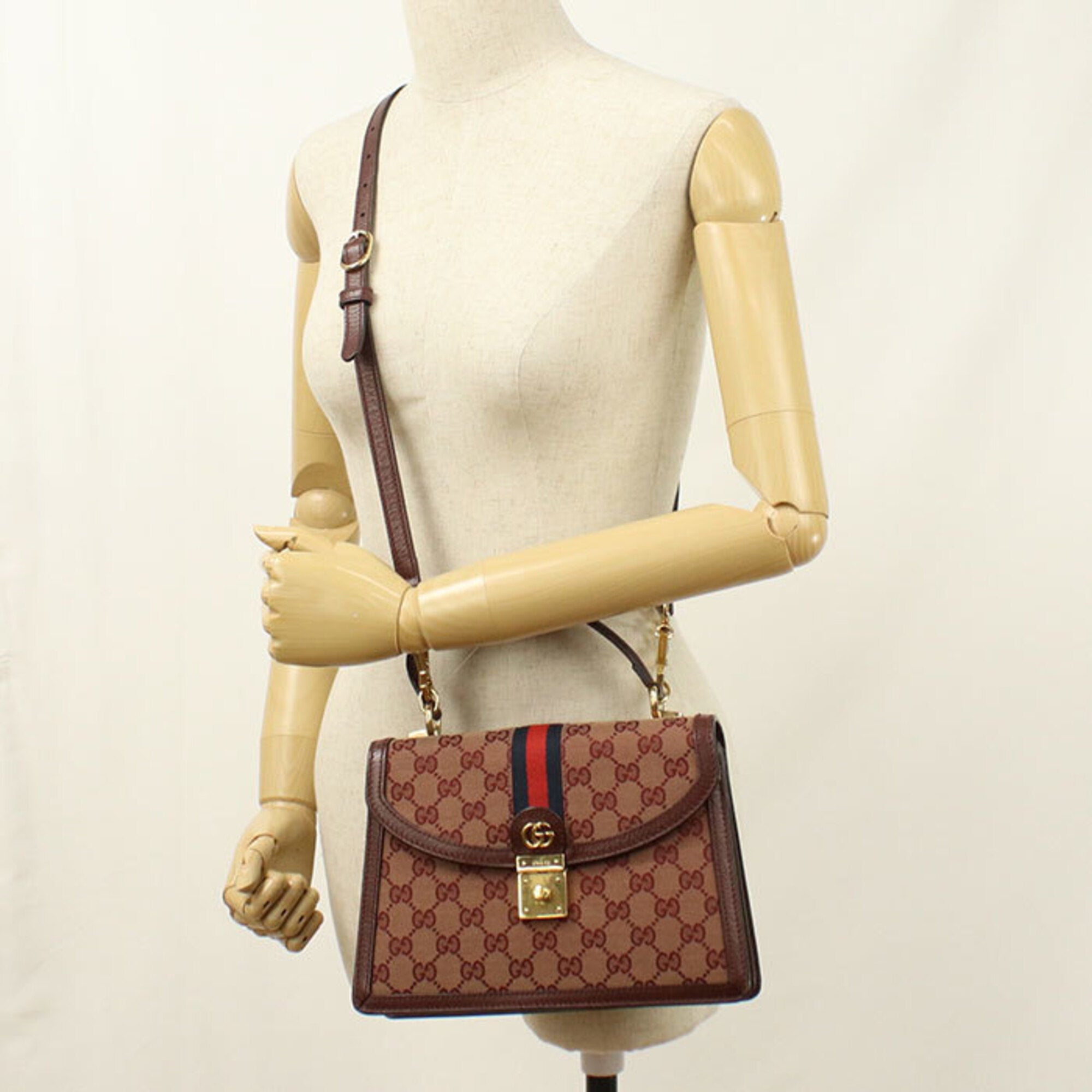 Gucci Red Color Wine Gg Canvas Handbag (Pre-Owned)