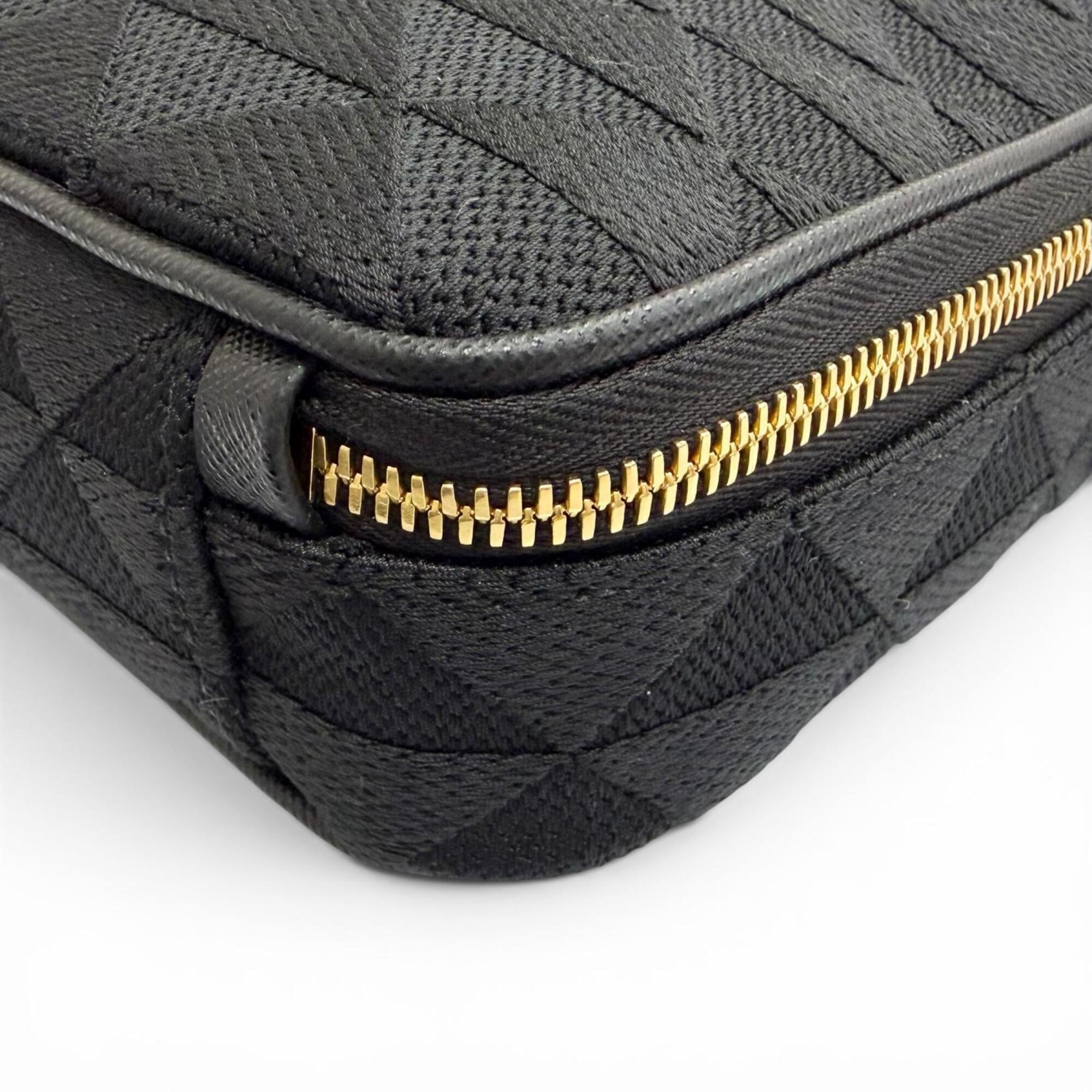 Prada Black Leather Shoulder Bag (Pre-Owned)