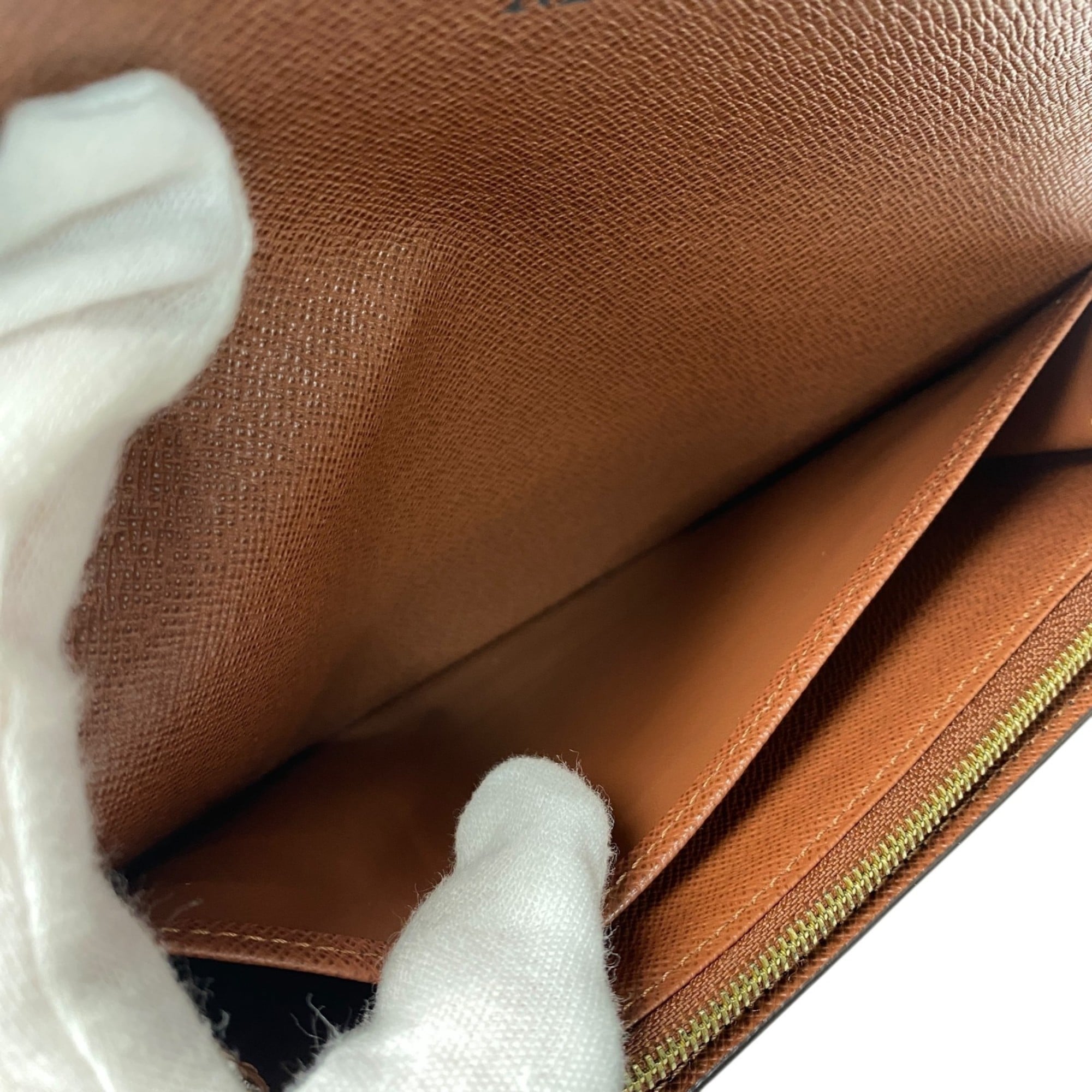 Louis Vuitton Monogram Brown Pvc Long Wallet (Bi-Fold) (Pre-Owned)