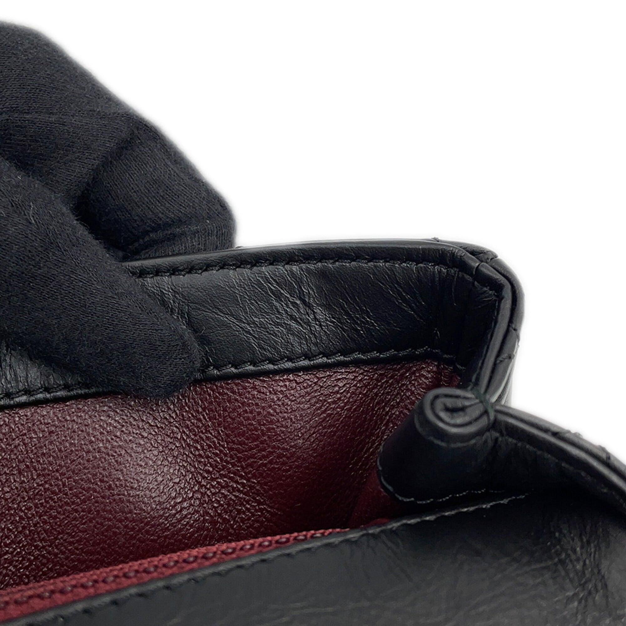 Chanel Matelasse Black Leather Handbag Shoulder Bag (Pre-Owned)