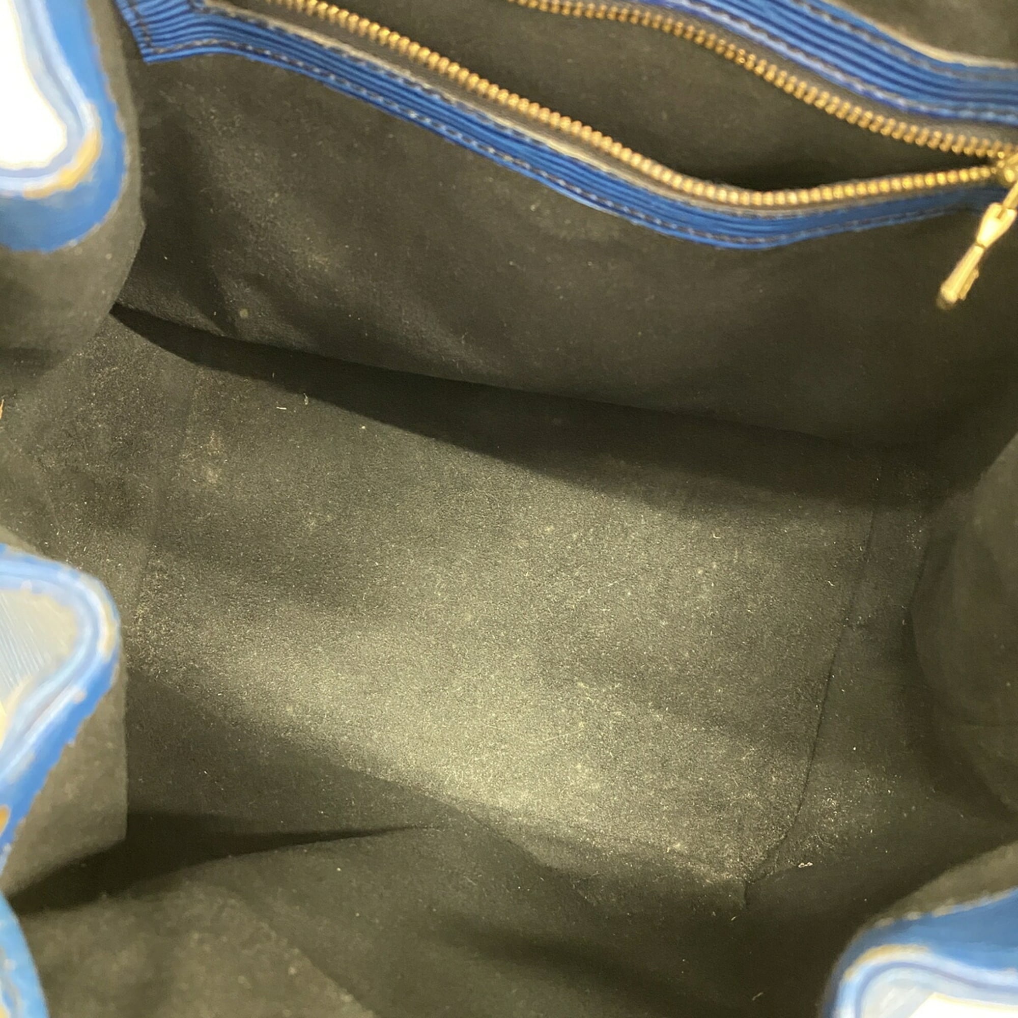 Louis Vuitton Toledo Blue Shoulder Bag (Pre-Owned)