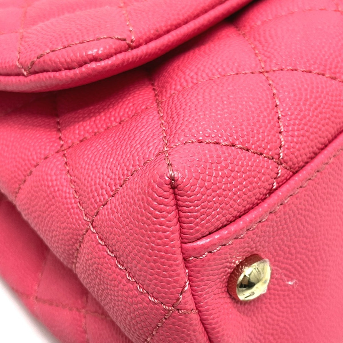 Chanel Coral Pink Grained Calfskin Handbag (Pre-Owned)