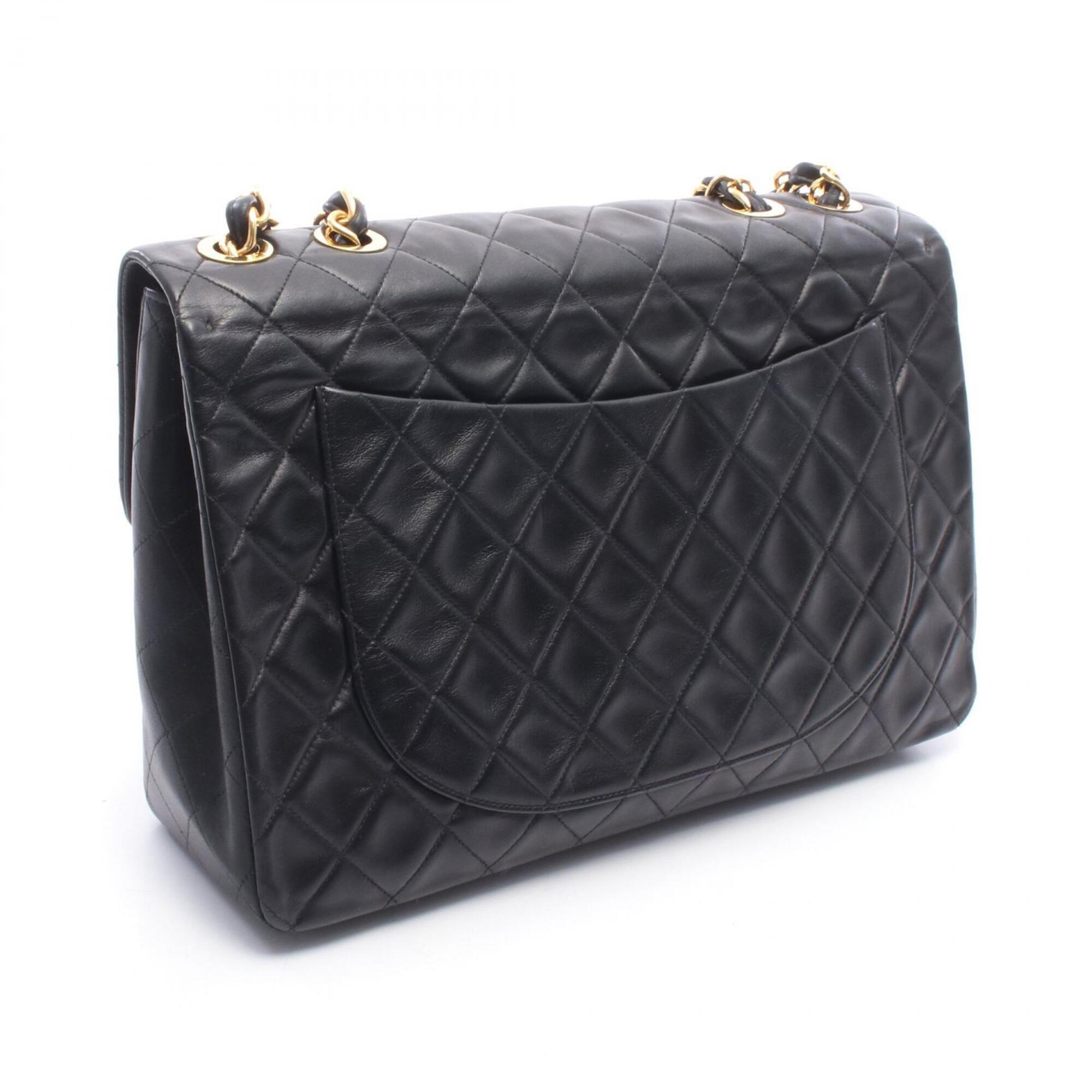 Chanel Black Leather Handbag Shoulder Bag (Pre-Owned)