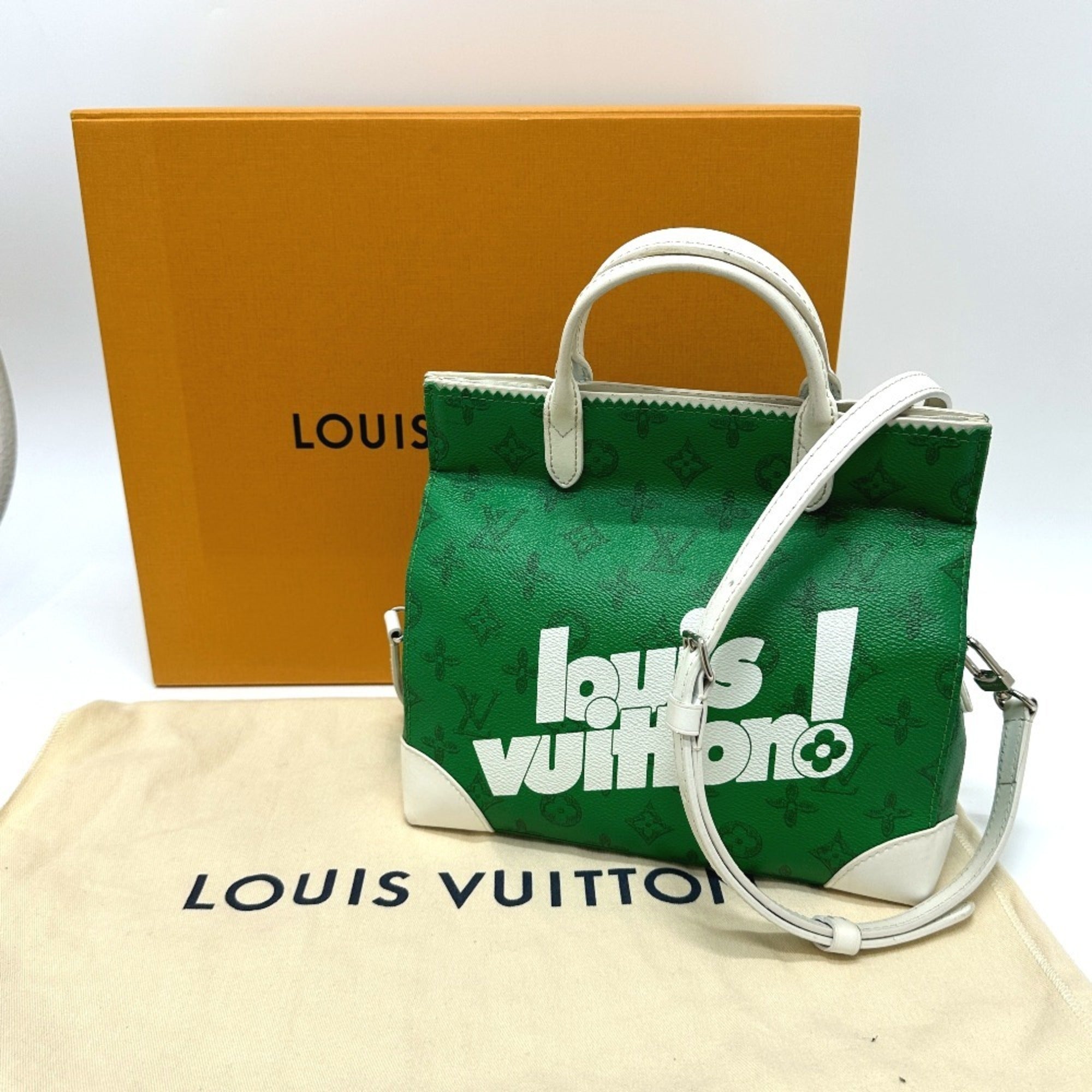 Louis Vuitton Green Monogram Handbag (Pre-Owned)