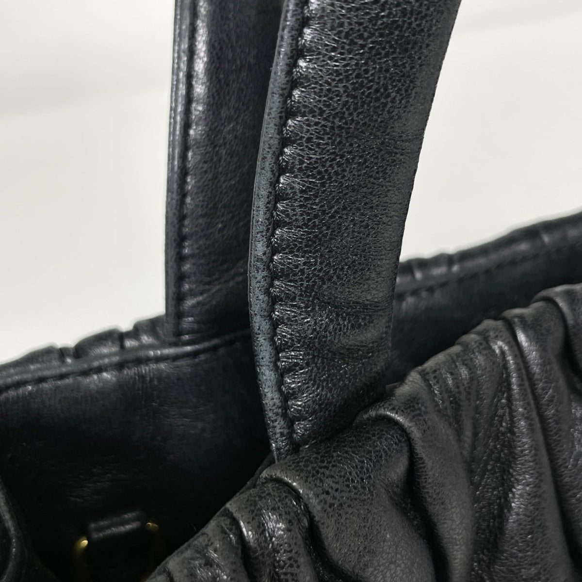 Miu Miu Matelasse Black Leather Handbag (Pre-Owned)
