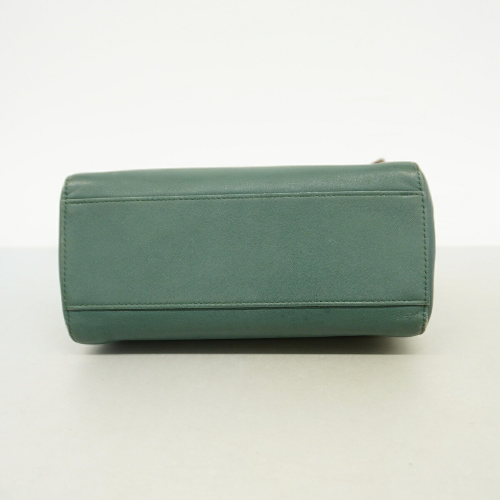 Fendi Moss Green Leather Handbag (Pre-Owned)