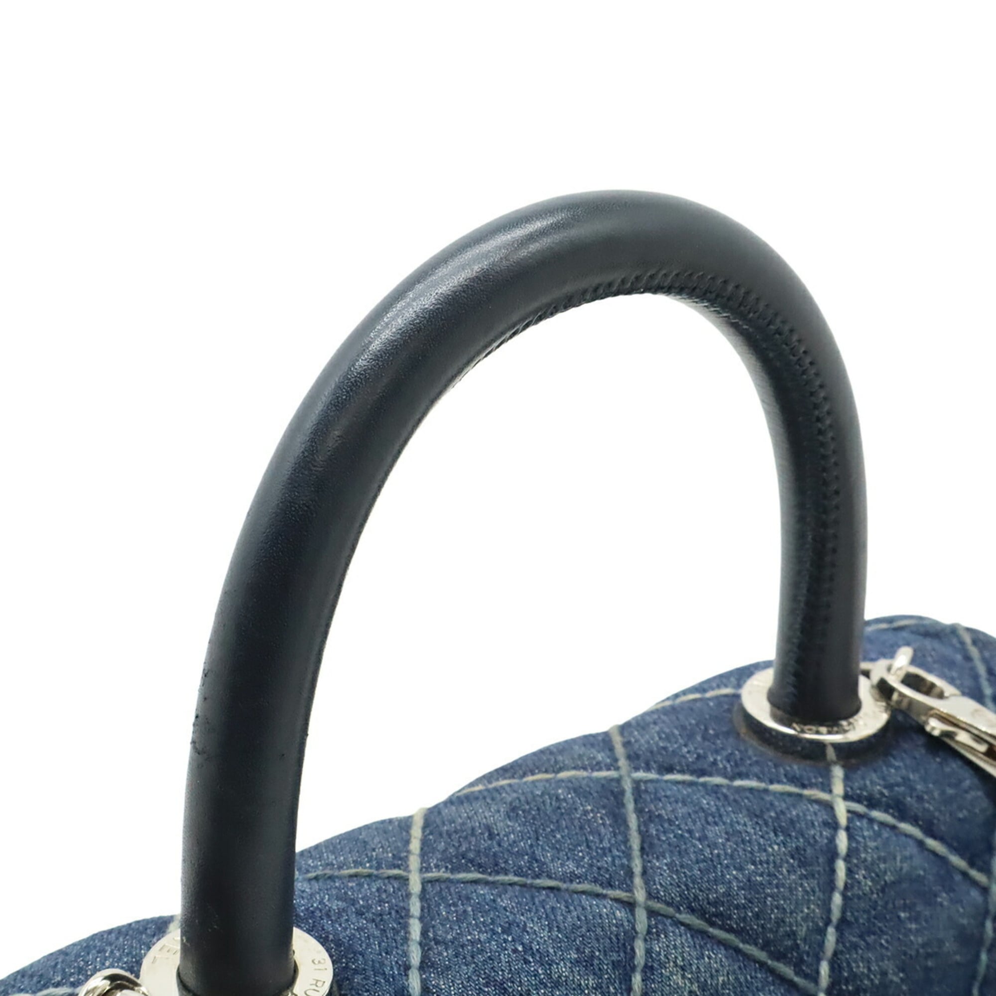 Chanel Wild Stitch Blue Denim Leather Handbag (Pre-Owned)