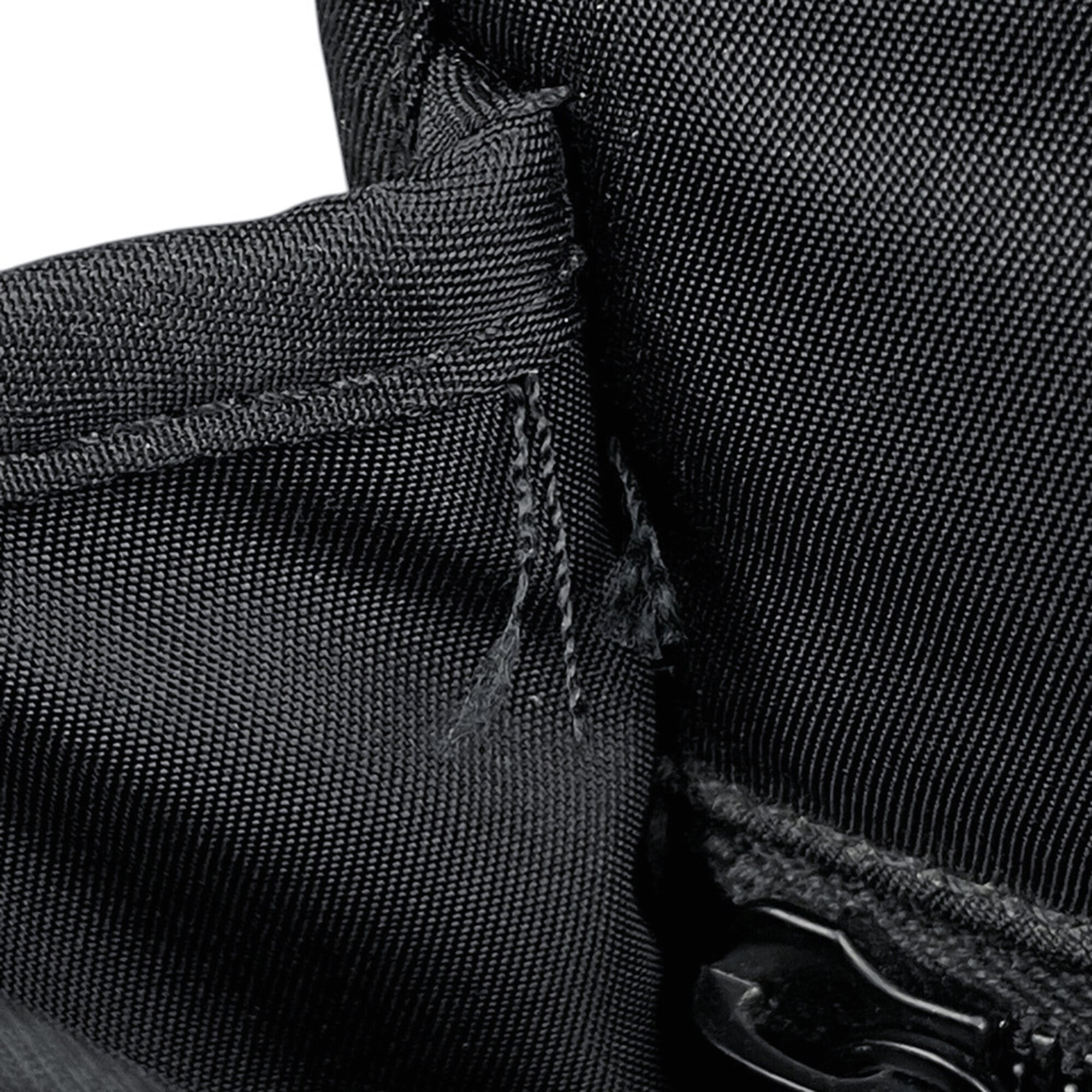 Yves Saint Laurent Black Nylon Messenger Bag Shoulder Bag (Pre-Owned)