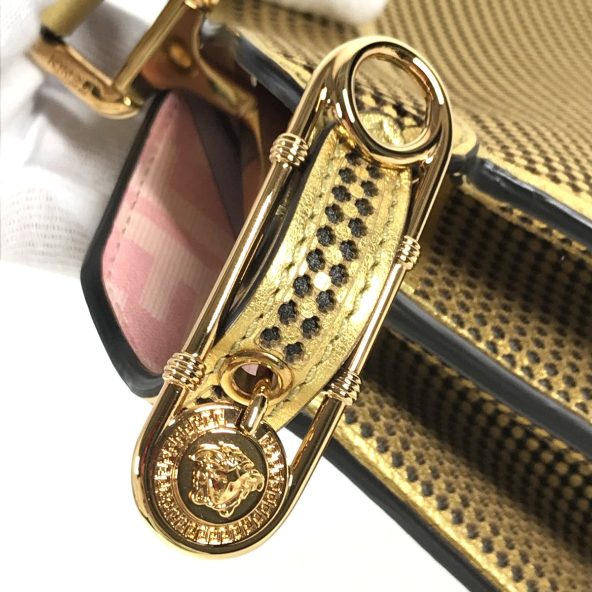 Fendi Gold Leather Handbag (Pre-Owned)