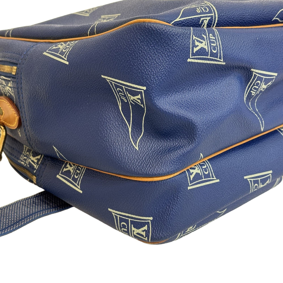 Louis Vuitton Blue Pvc Leather Messenger Bag Shoulder Bag (Pre-Owned)