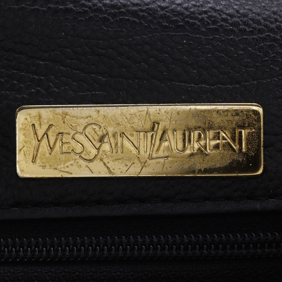 Yves Saint Laurent Black Leather Shoulder Bag (Pre-Owned)