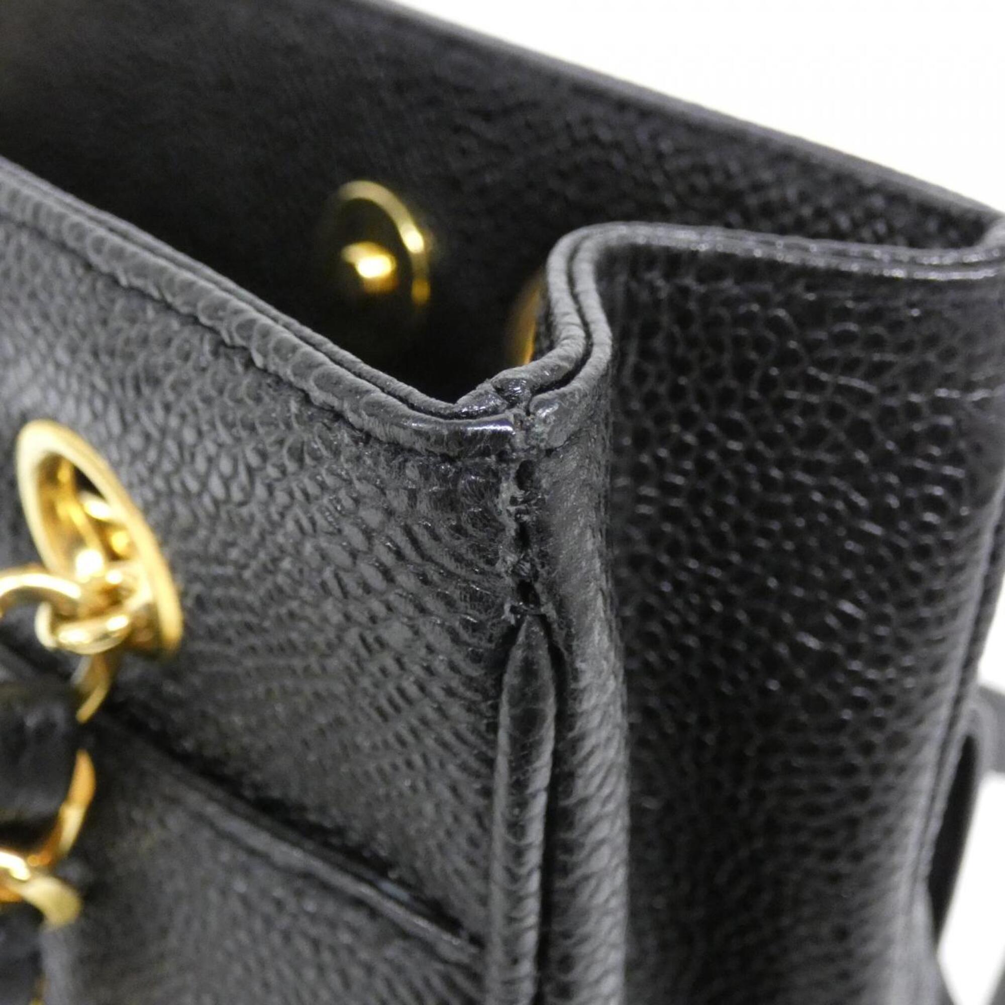 Chanel Black Grained Calfskin Shoulder Bag (Pre-Owned)