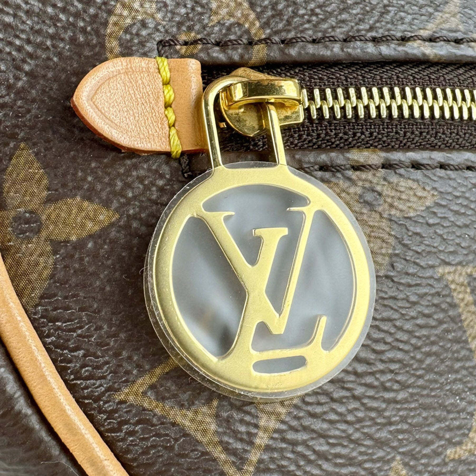 Louis Vuitton Brown Monogram Shoulder Bag (Pre-Owned)