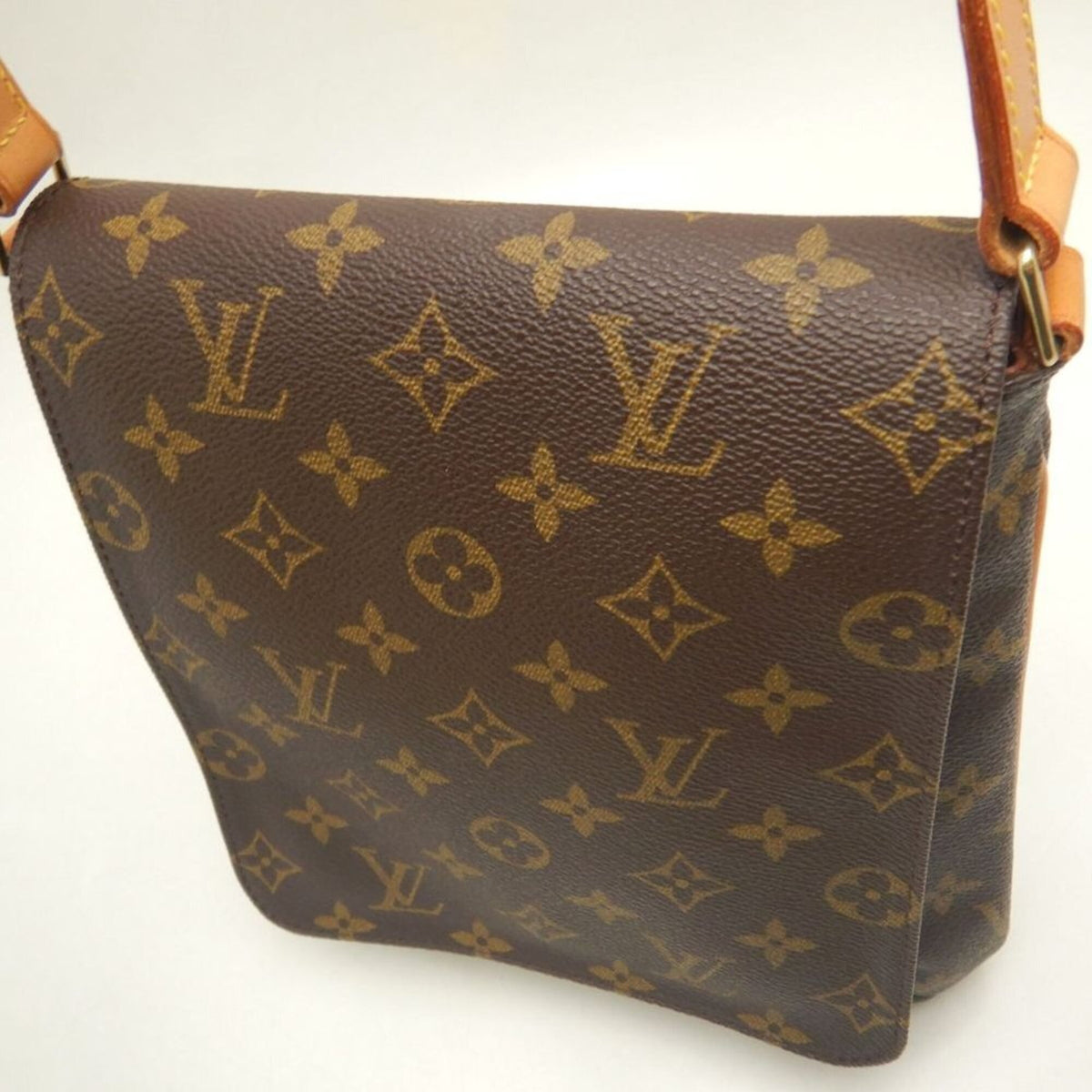 Louis Vuitton Monogram Brown Monogram Shoulder Bag (Pre-Owned)