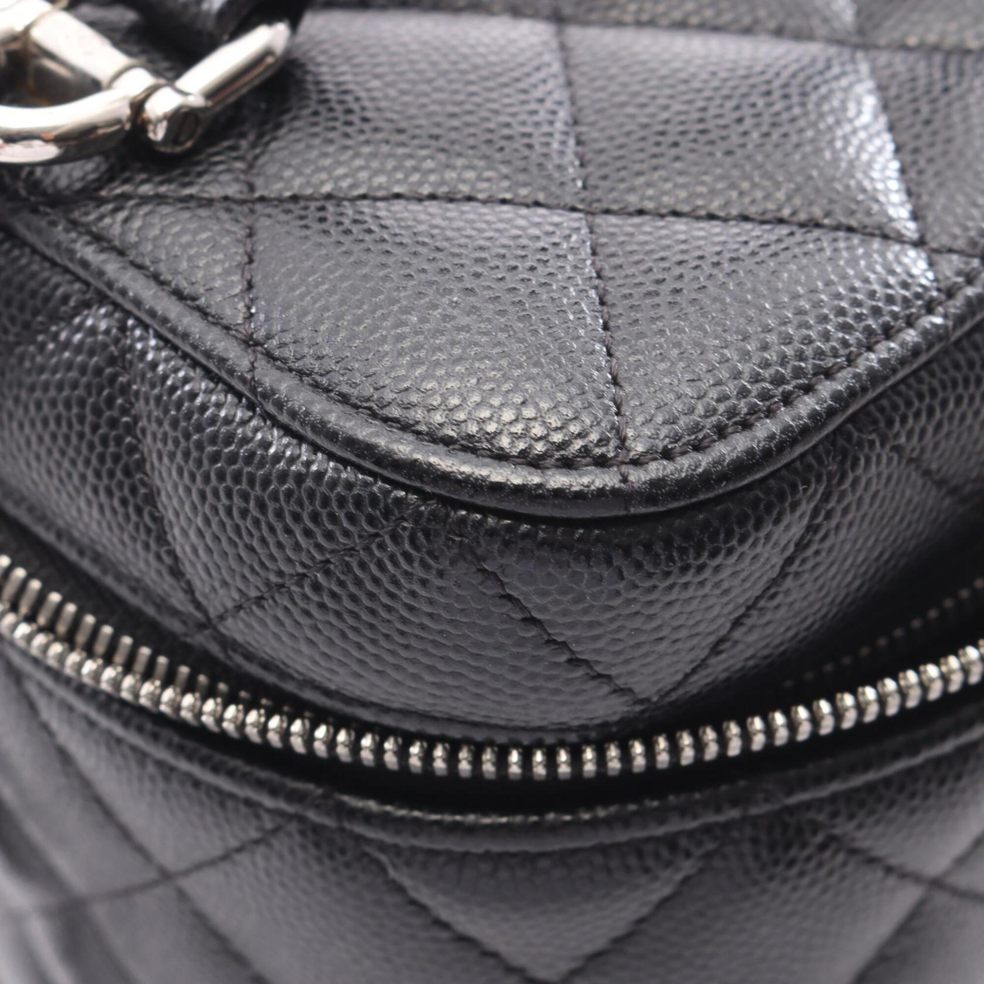 Chanel Black Grained Calfskin Handbag Shoulder Bag (Pre-Owned)