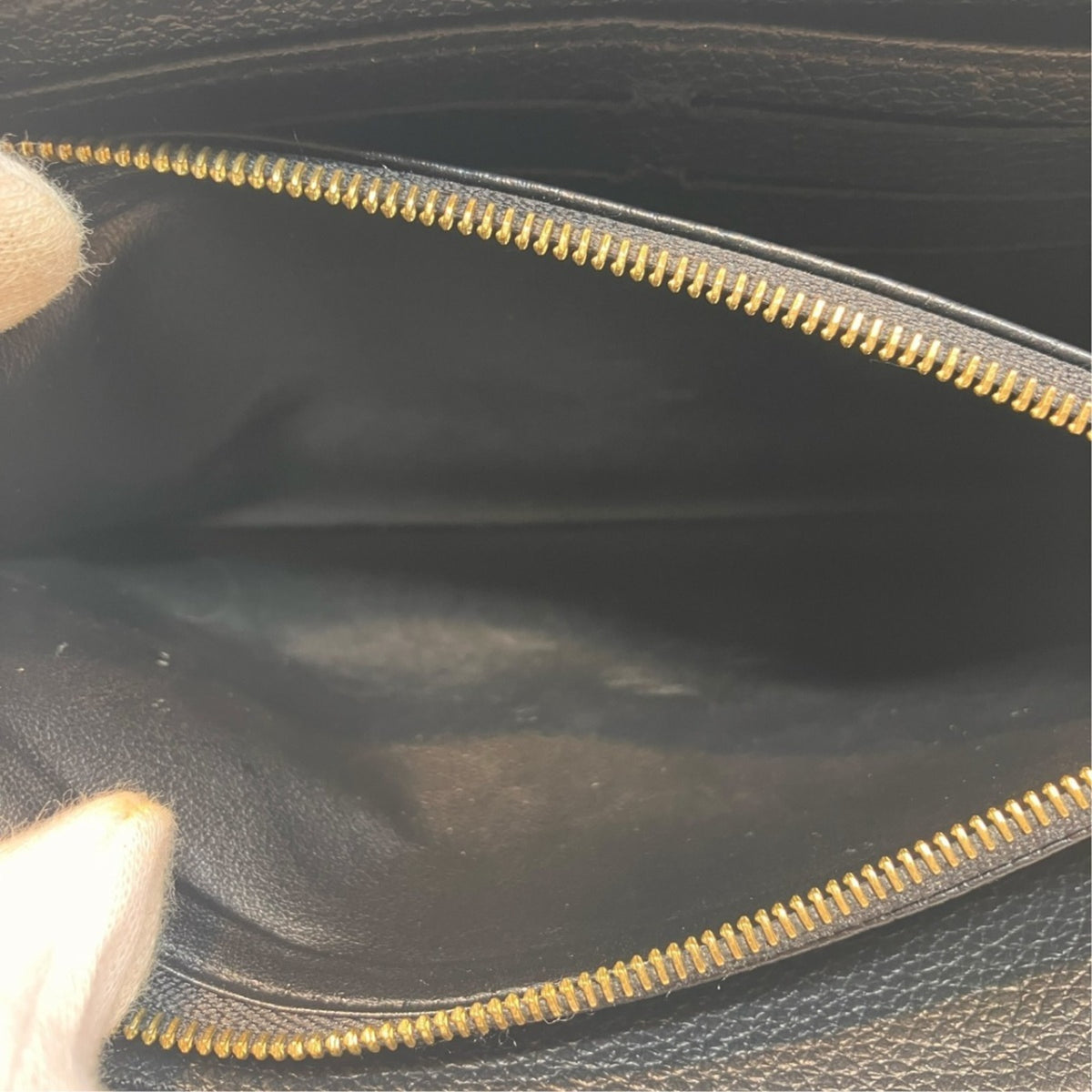 Louis Vuitton Monogram Empreinte Black Monogram Empreinte Long Wallet (Bi-Fold) (Pre-Owned)