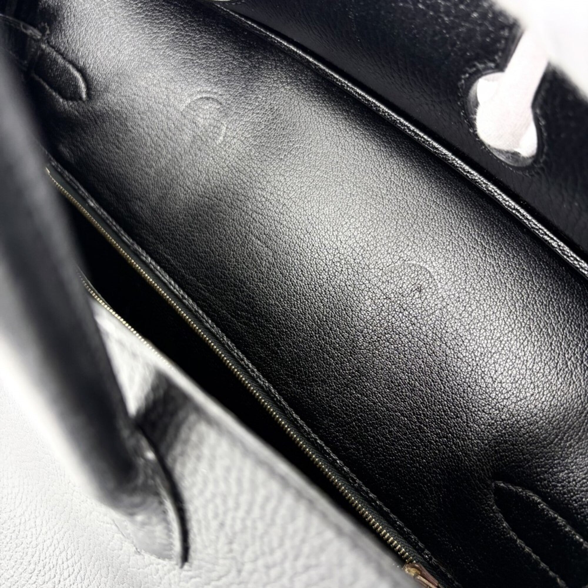 Hermes Black Leather Handbag (Pre-Owned)