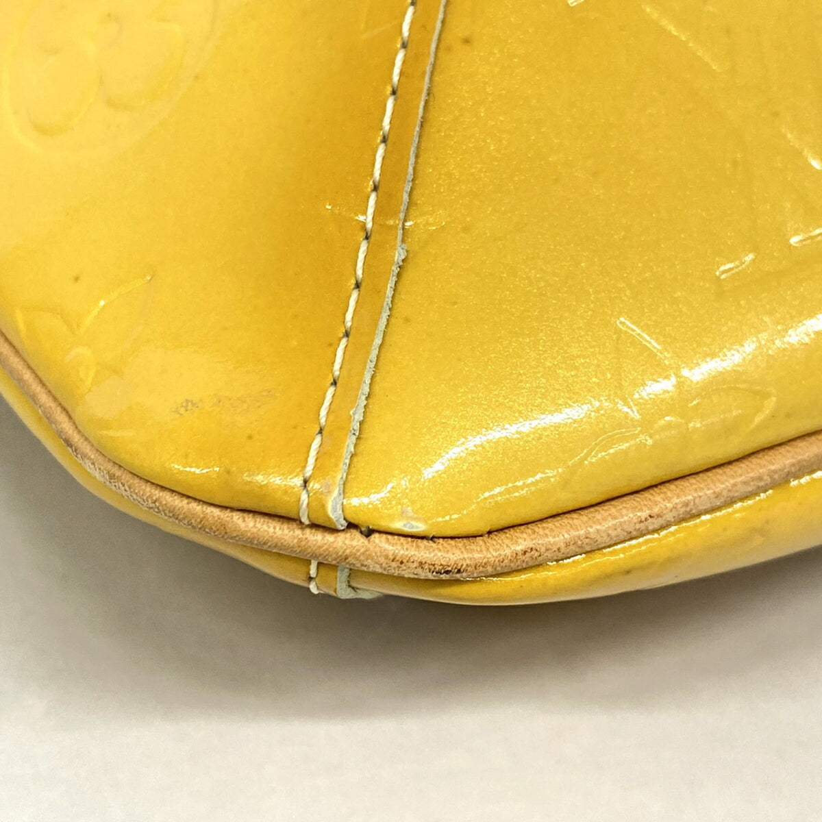 Louis Vuitton Lime Yellow Shoulder Bag (Pre-Owned)
