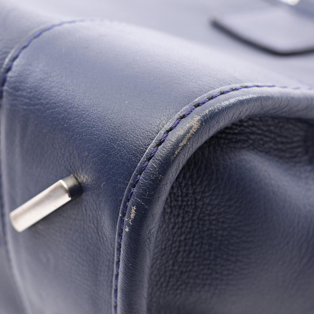 Loewe Navy Leather Handbag (Pre-Owned)