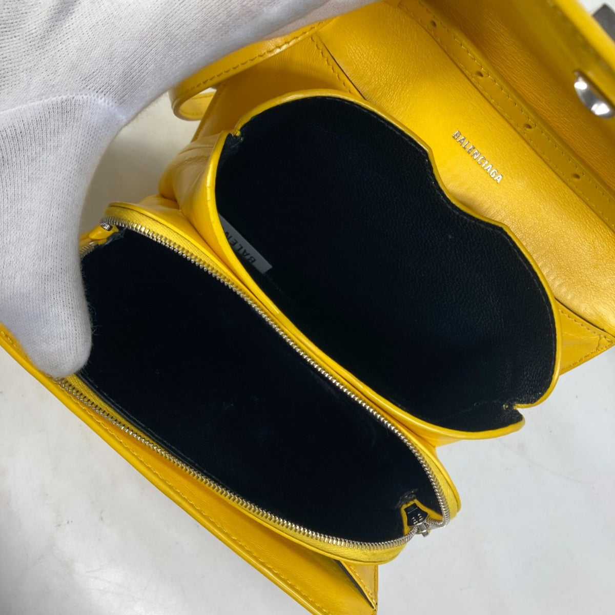 Balenciaga Yellow Leather Shoulder Bag (Pre-Owned)