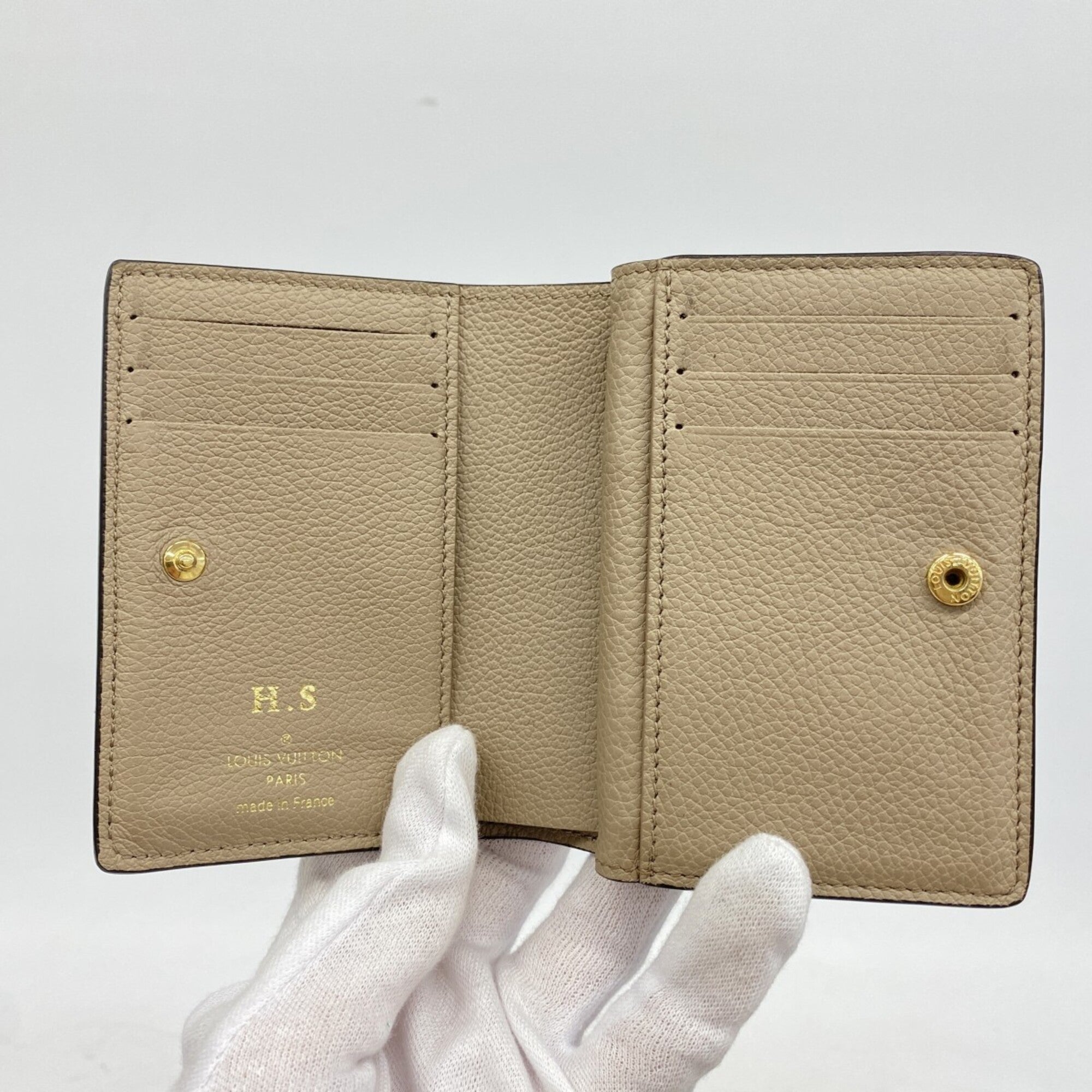 Louis Vuitton Tourterelle Wallet (Bi-Fold) (Pre-Owned)