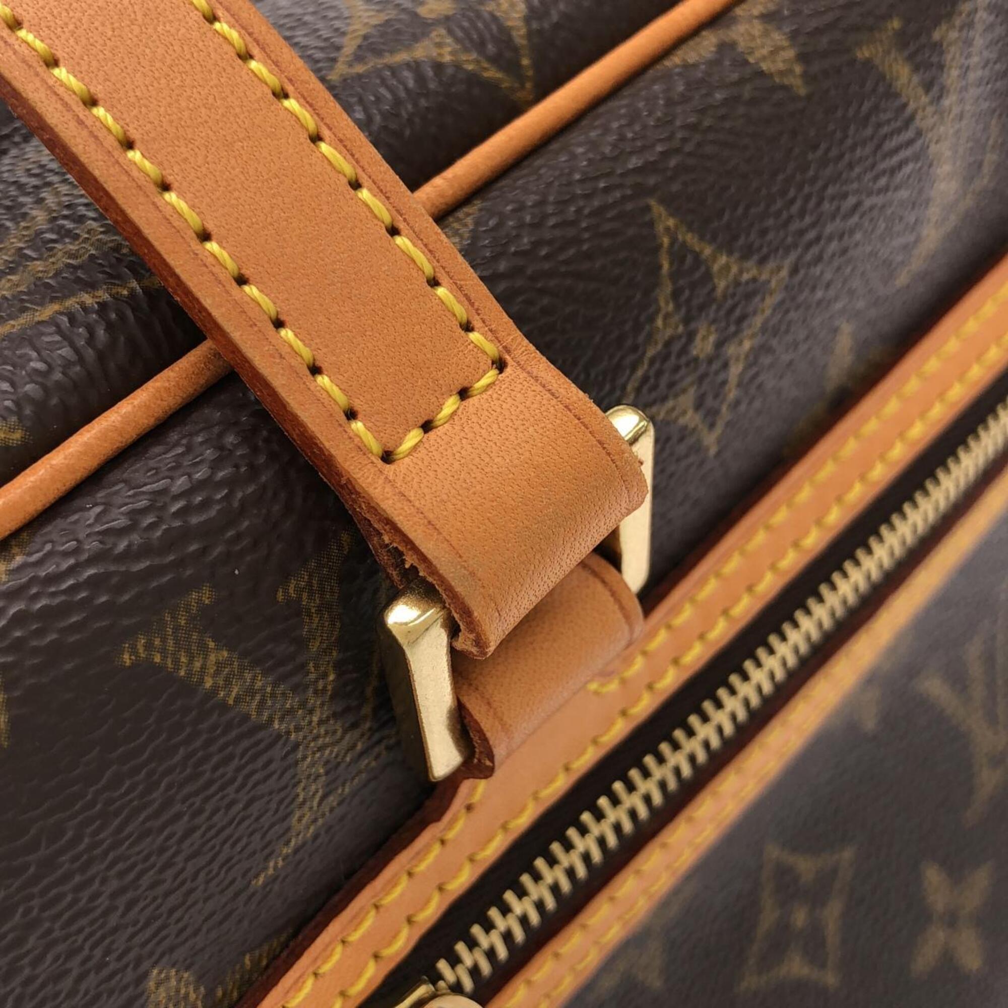 Louis Vuitton Brown Coated Canvas Shoulder Bag (Pre-Owned)