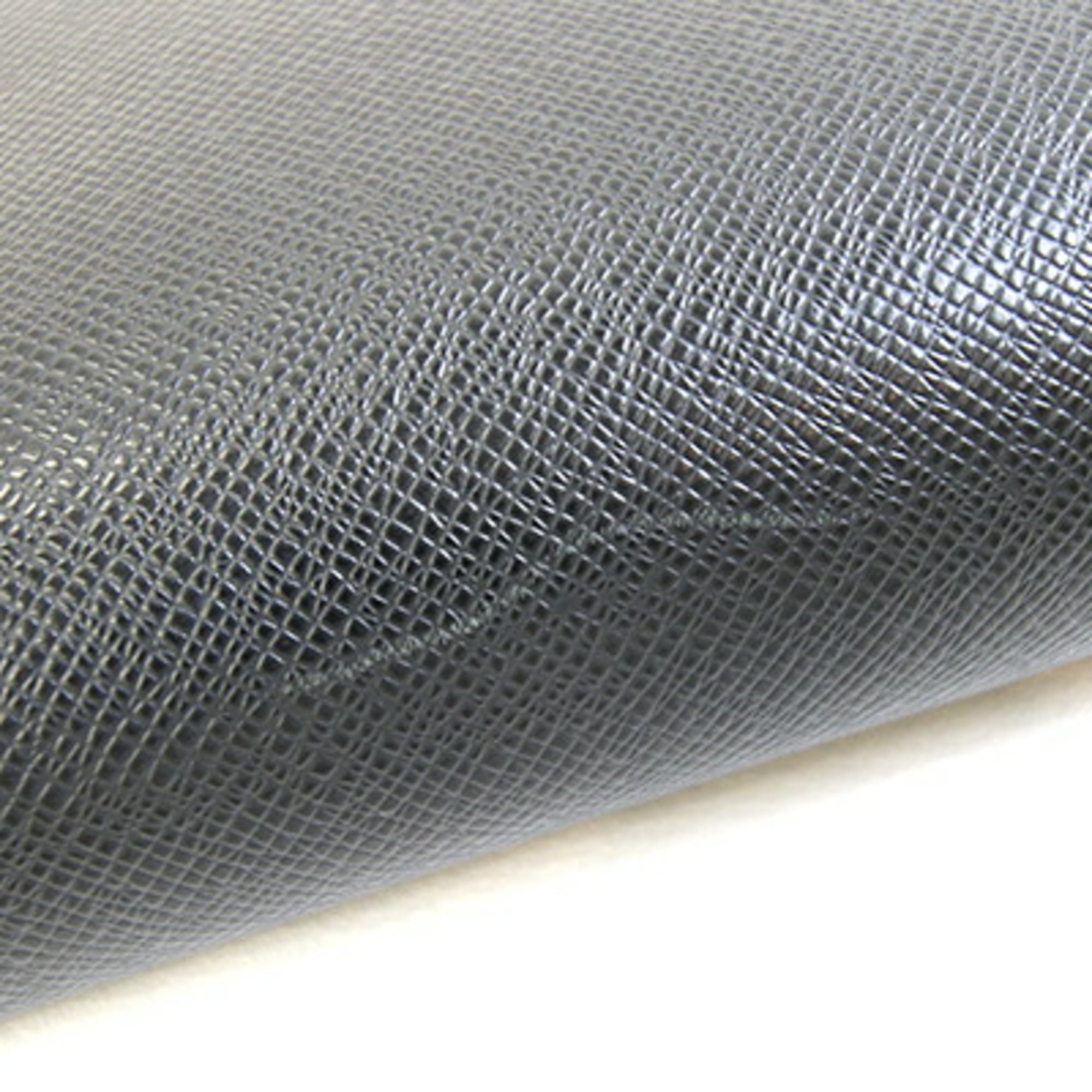 Louis Vuitton Ardoise Black Taiga Leather Clutch Bag (Pre-Owned)