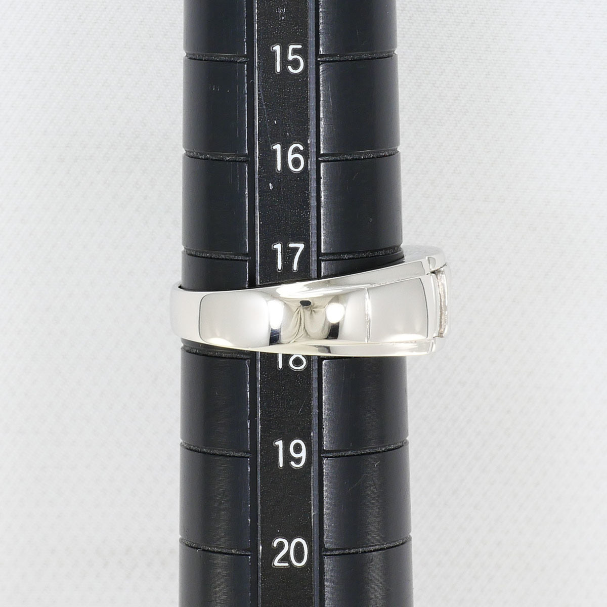 Unbranded Platinum Platinum 900 Band Ring (Pre-Owned)