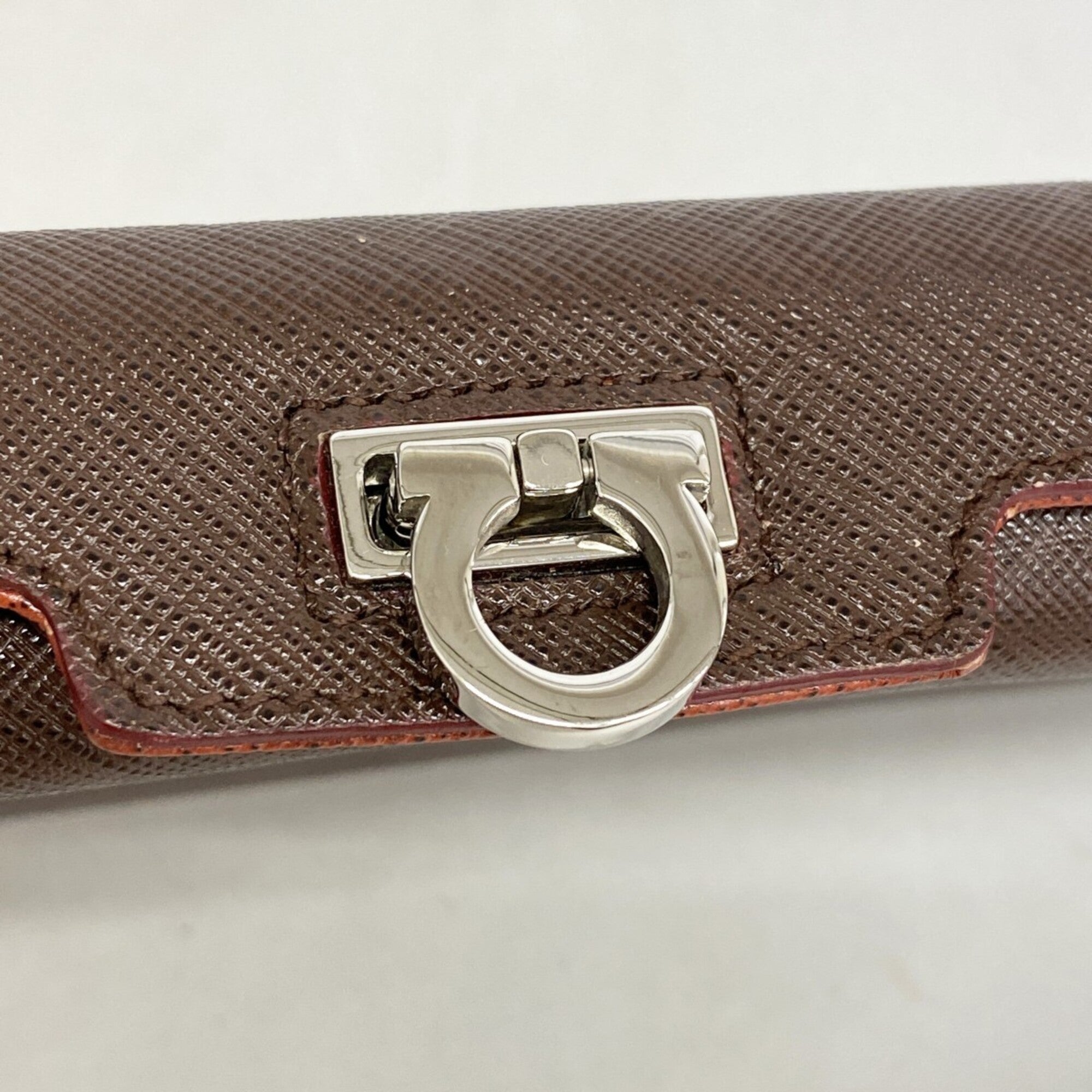 Salvatore Ferragamo Brown Leather Shoulder Bag (Pre-Owned)