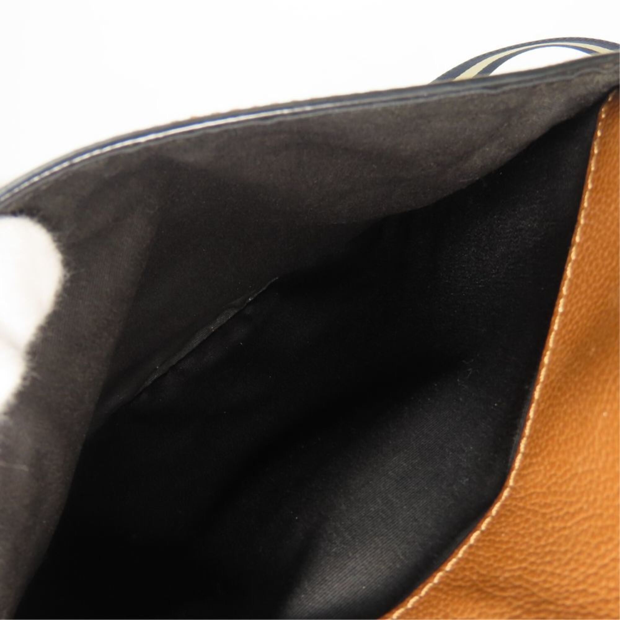 Coach Brown Leather Shoulder Bag (Pre-Owned)