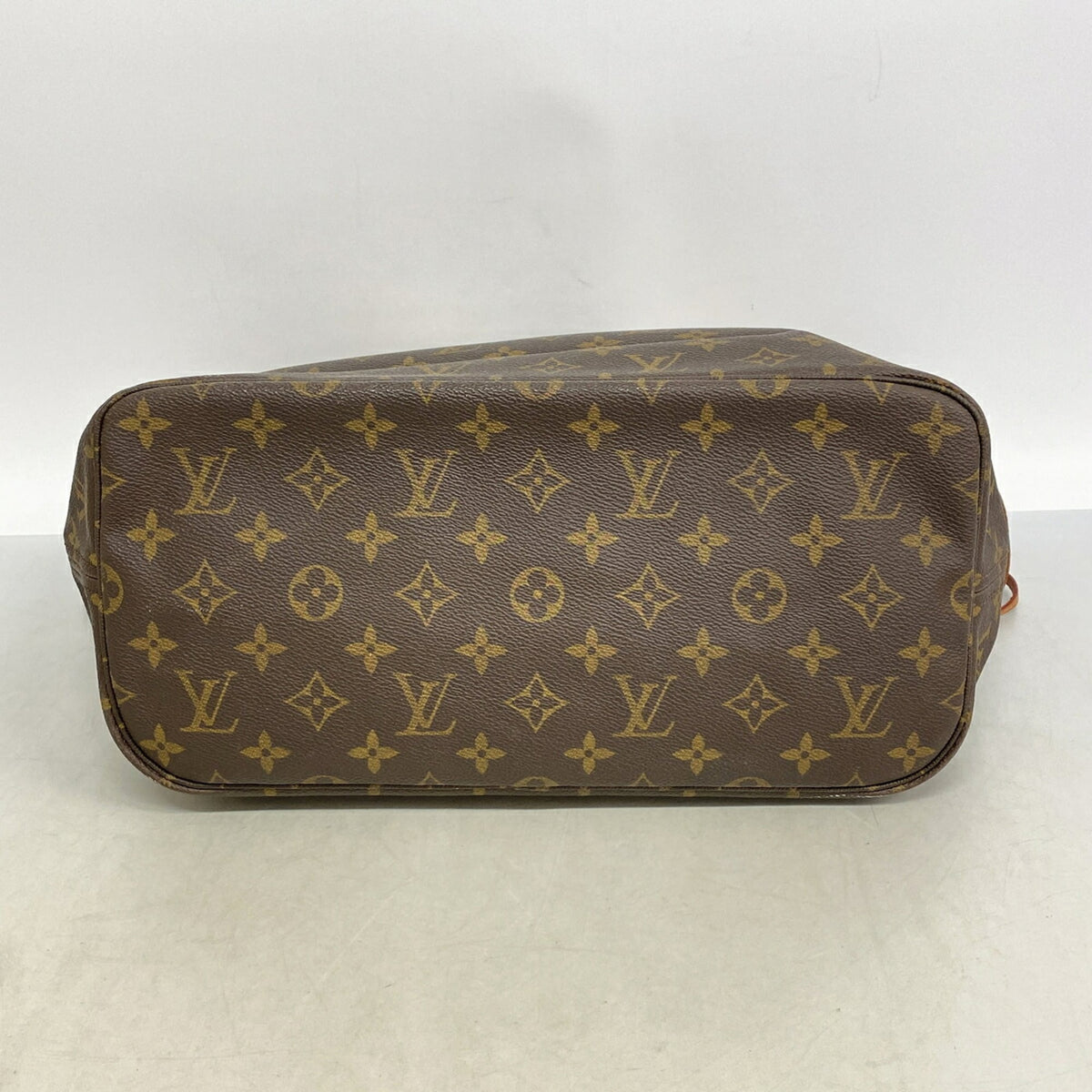 Louis Vuitton Brown Tote Bag (Pre-Owned)