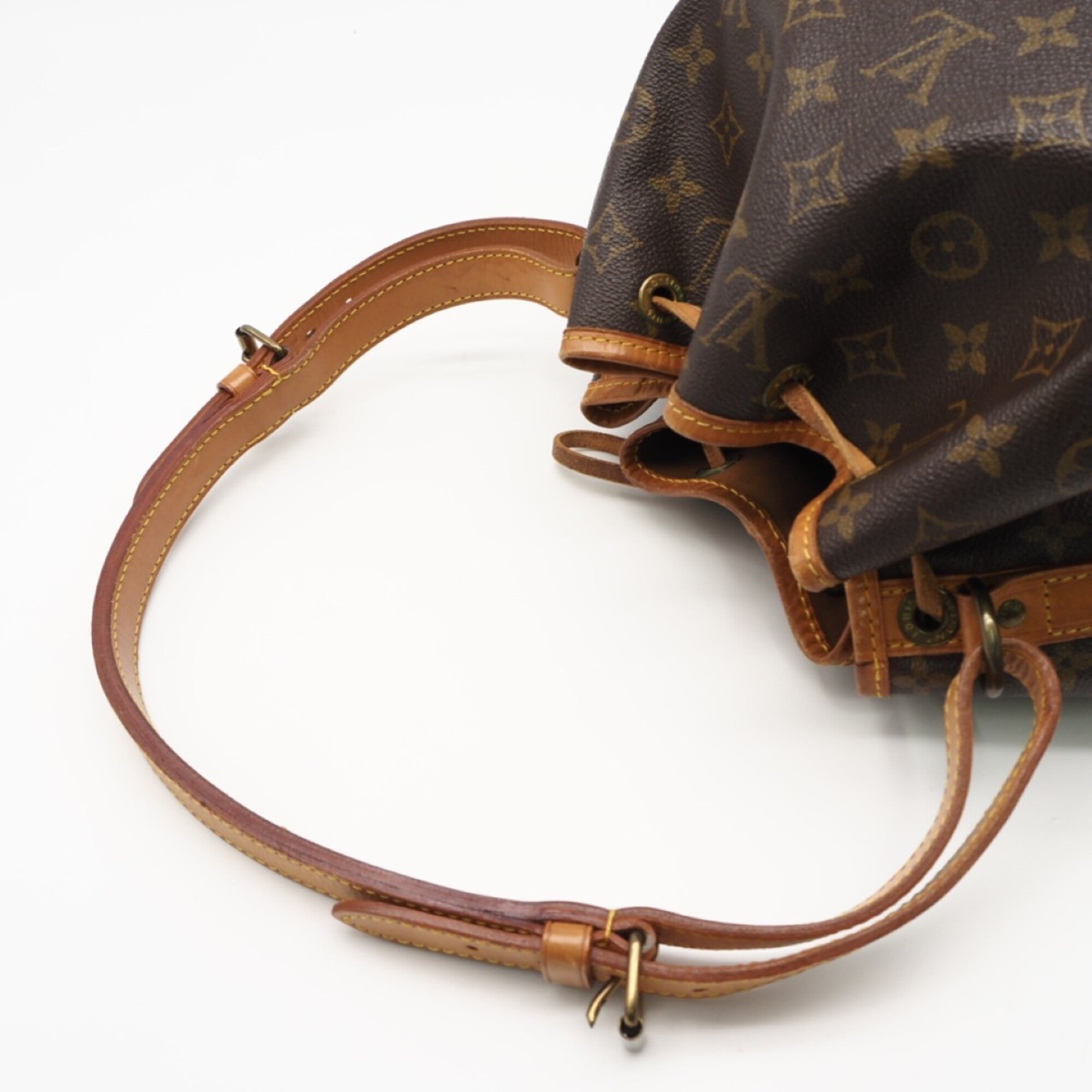 Louis Vuitton Brown Coated Canvas Leather Shoulder Bag (Pre-Owned)